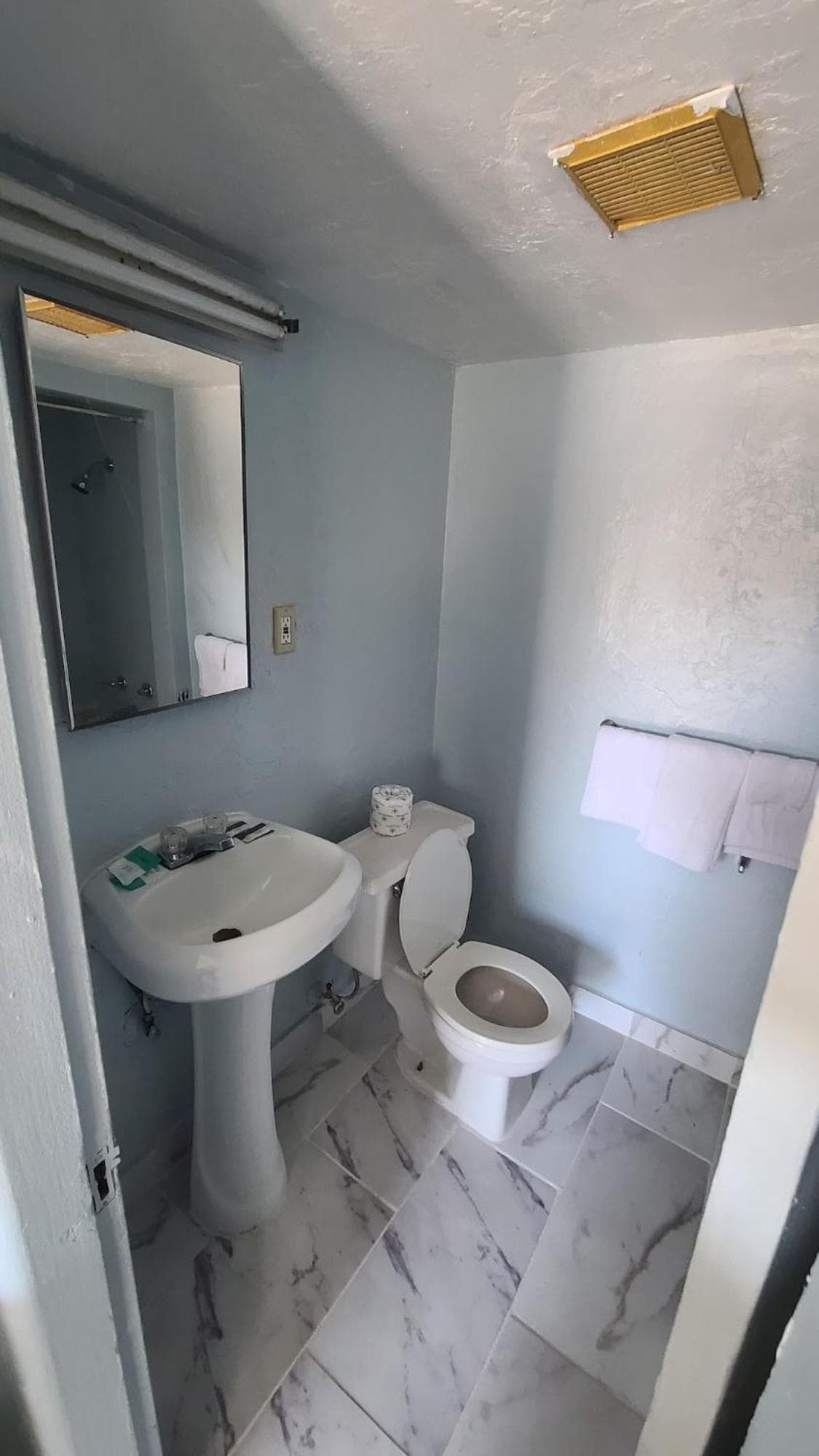 Green spot motel property views in Victorville, CA — gallery photo 3