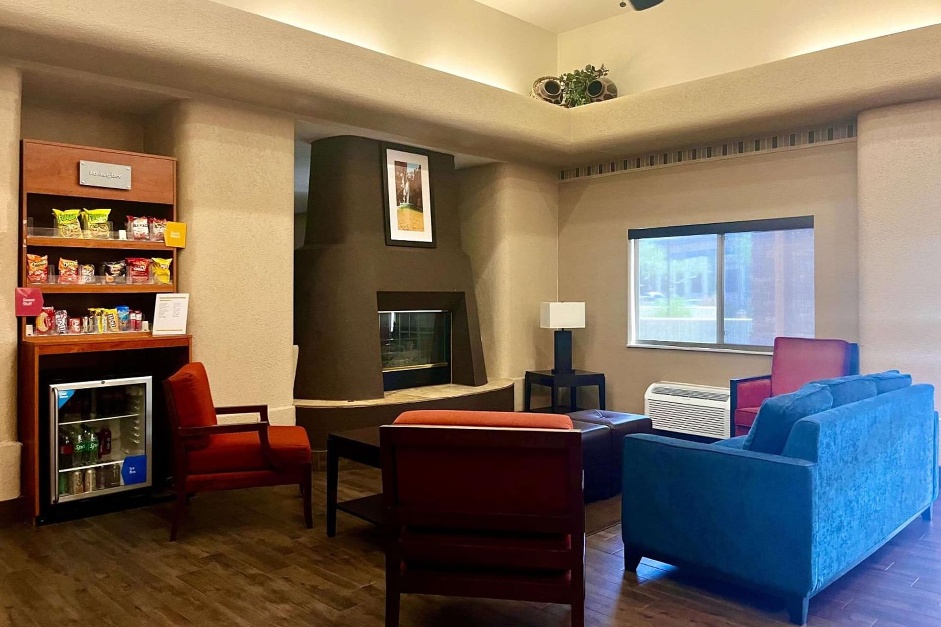 Comfort Suites Peoria Sports Complex gallery photo in Peoria, AZ — image 25