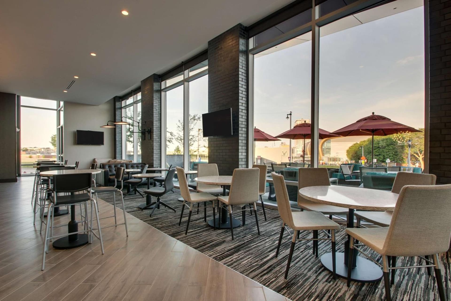 Hyatt Place Milwaukee Downtown gallery photo in Milwaukee, WI — image 35