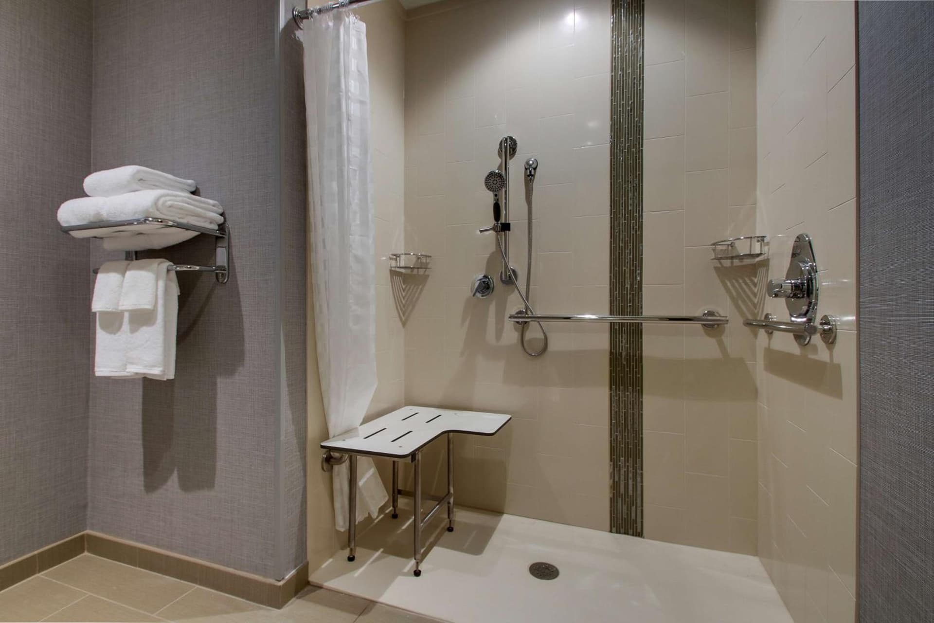 Hyatt Place Milwaukee Downtown gallery photo in Milwaukee, WI — image 134