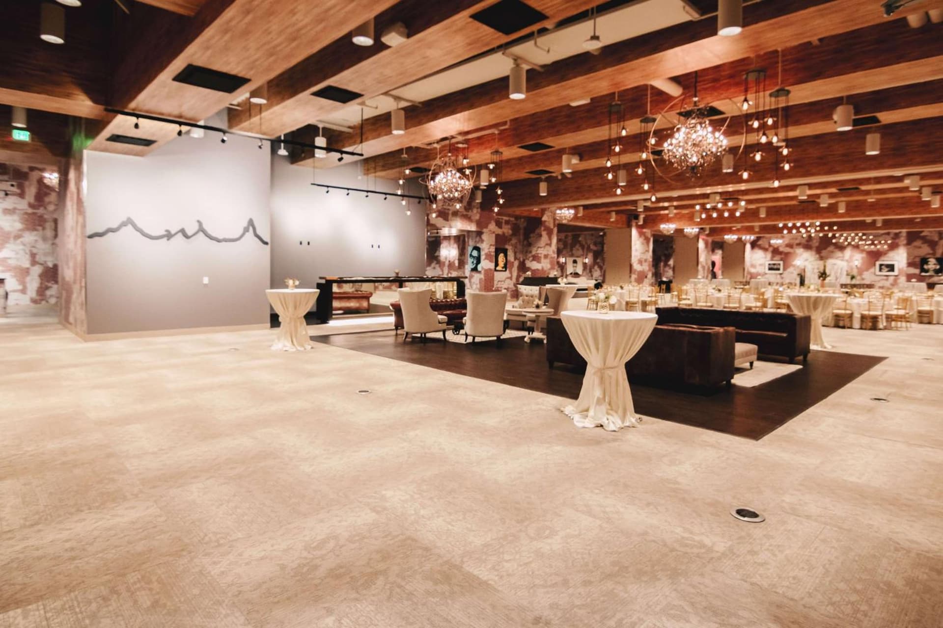 Whitney Peak Hotel Reno, Tapestry Collection by Hilton gallery photo in Reno, NV — image 5
