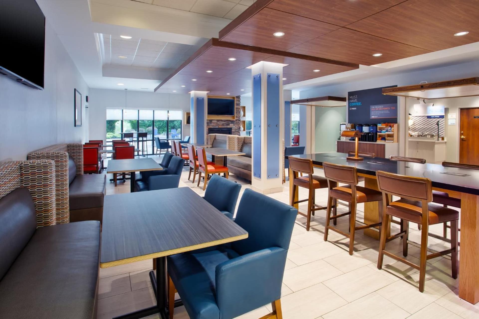 Holiday Inn Express Hotel & Suites Rochester Webster by IHG gallery photo in Webster — image 25