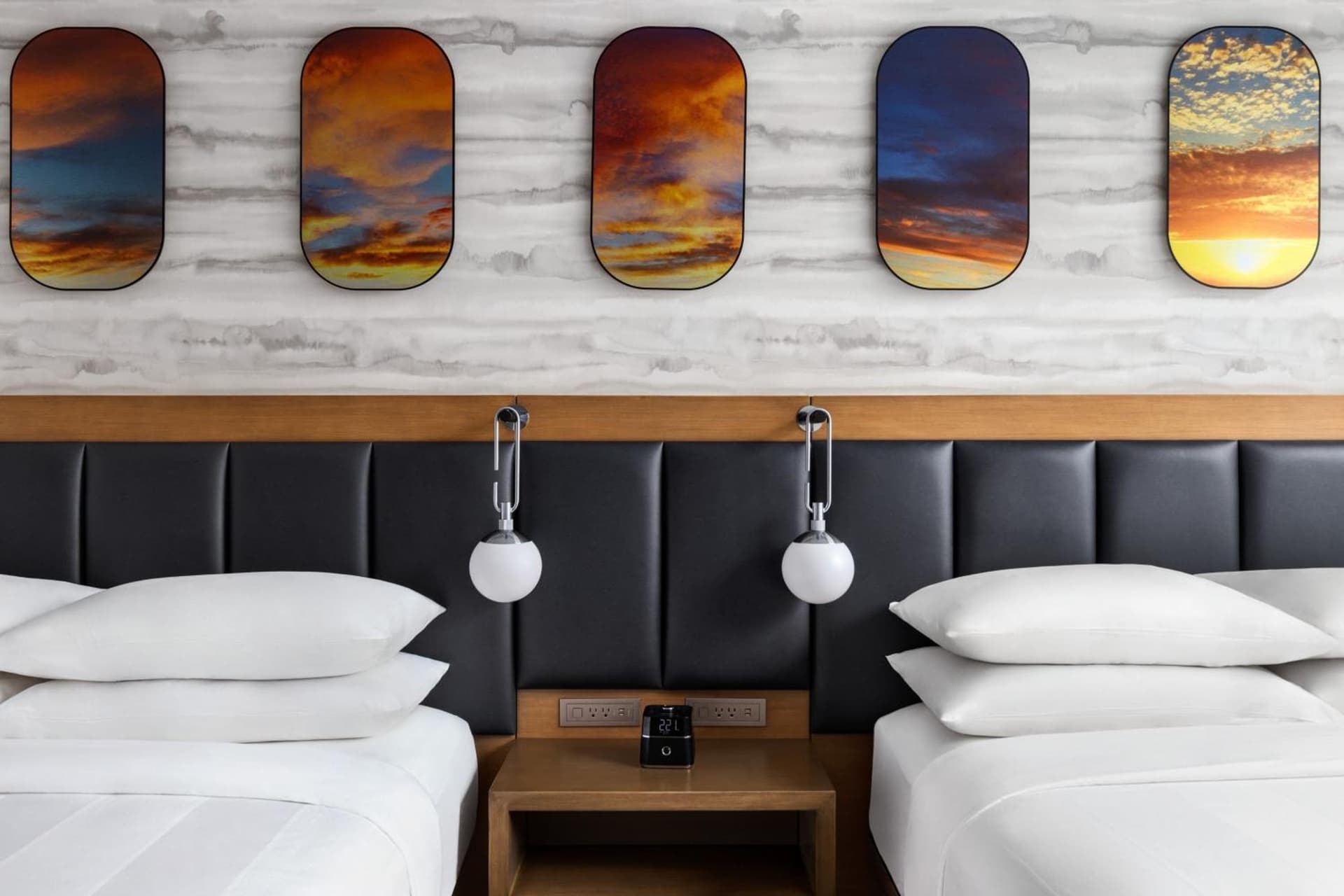 Marriott New York JFK Airport interior in Queens, NY — gallery photo 2