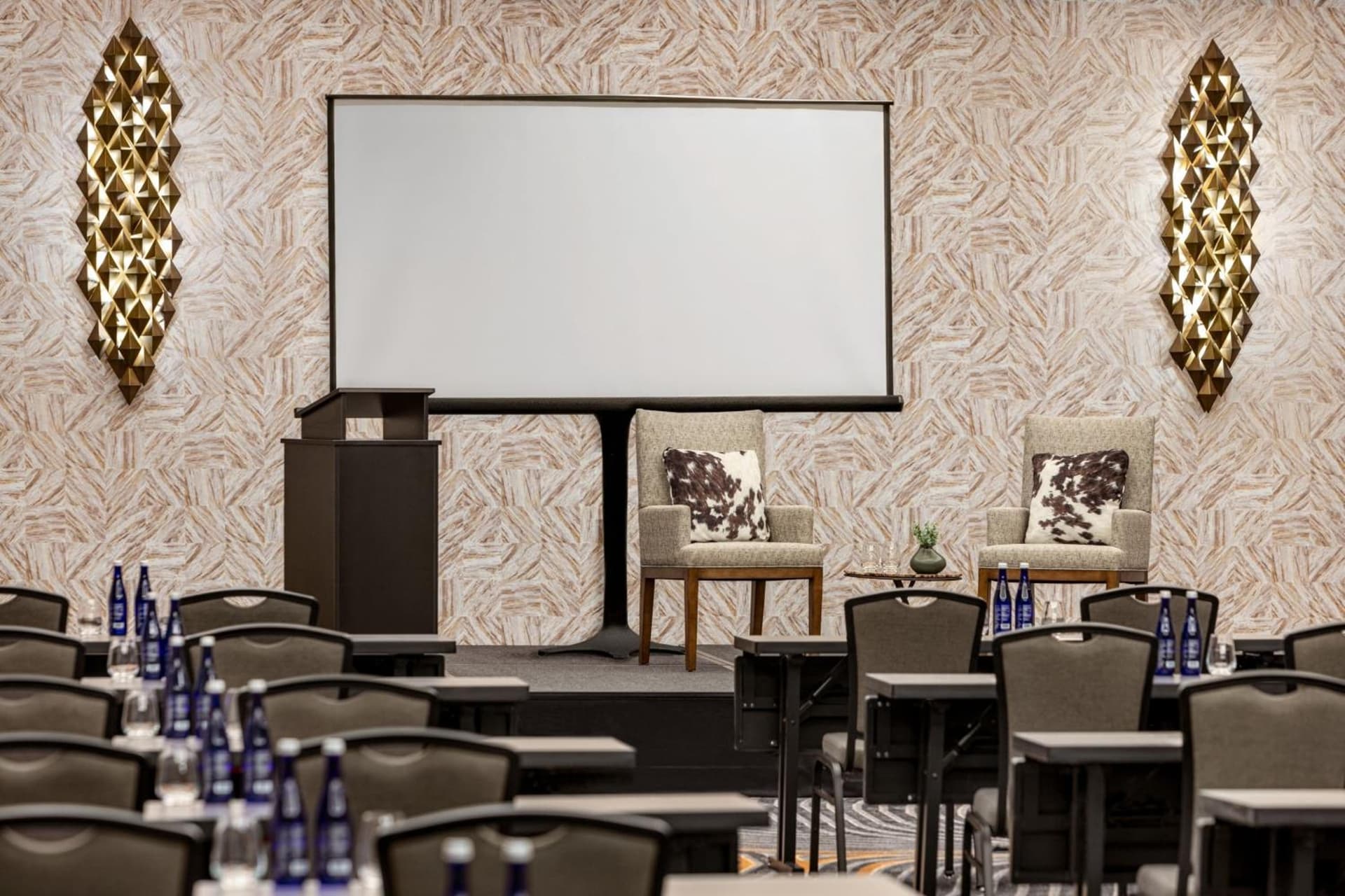 Marriott New York JFK Airport gallery photo in Queens, NY — image 5