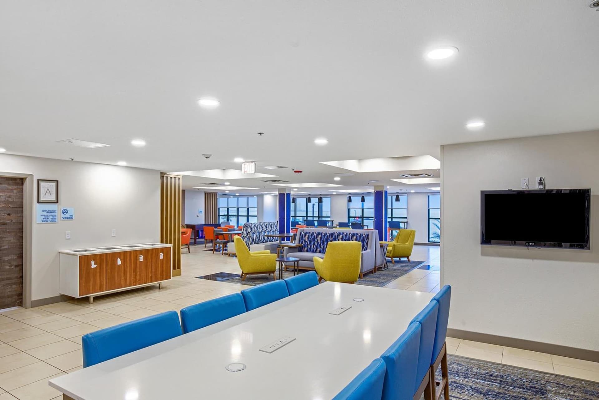 Holiday Inn Express - Gulfport Beach by IHG gallery photo in Gulfport, MS — image 20