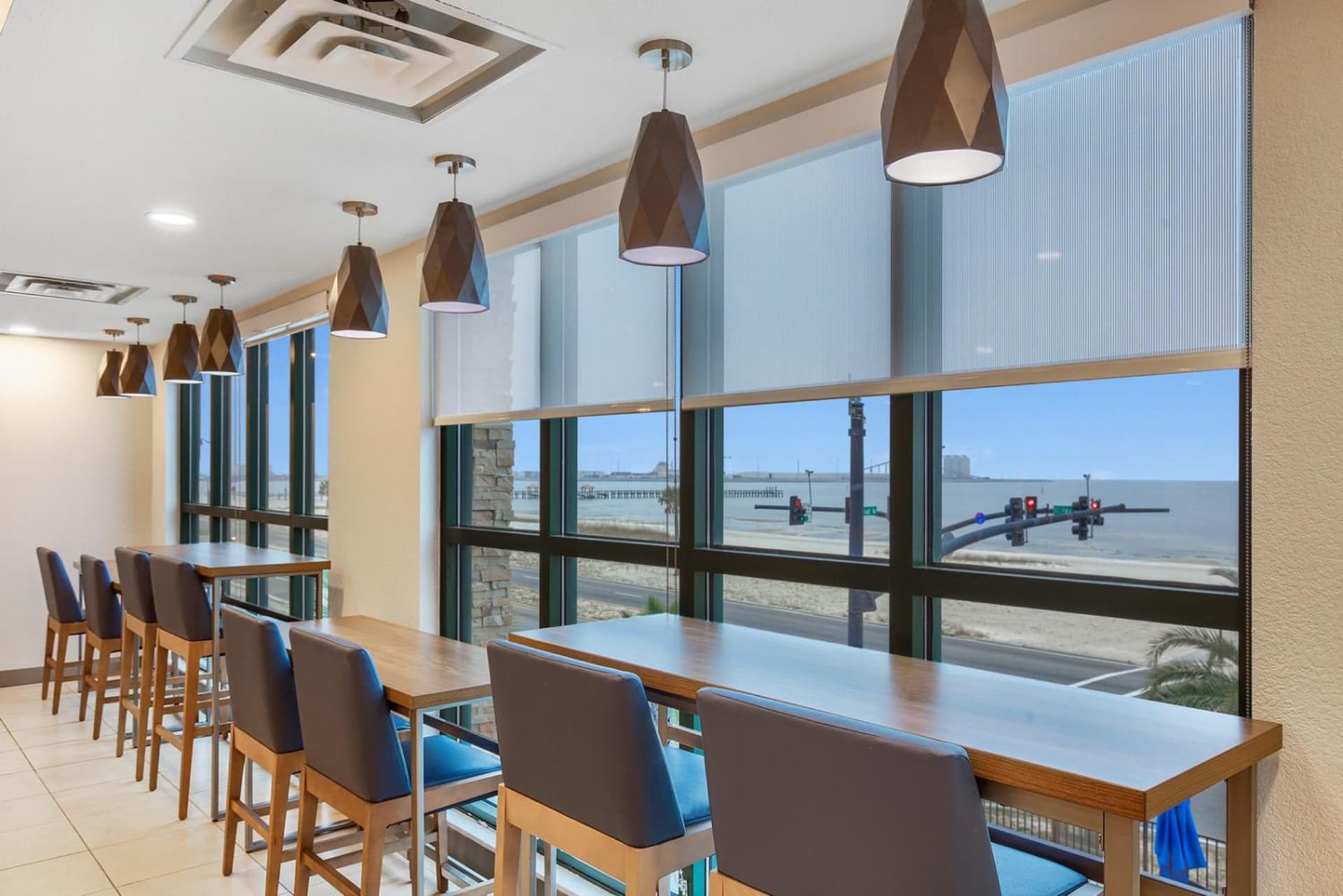 Holiday Inn Express - Gulfport Beach by IHG gallery photo in Gulfport, MS — image 69