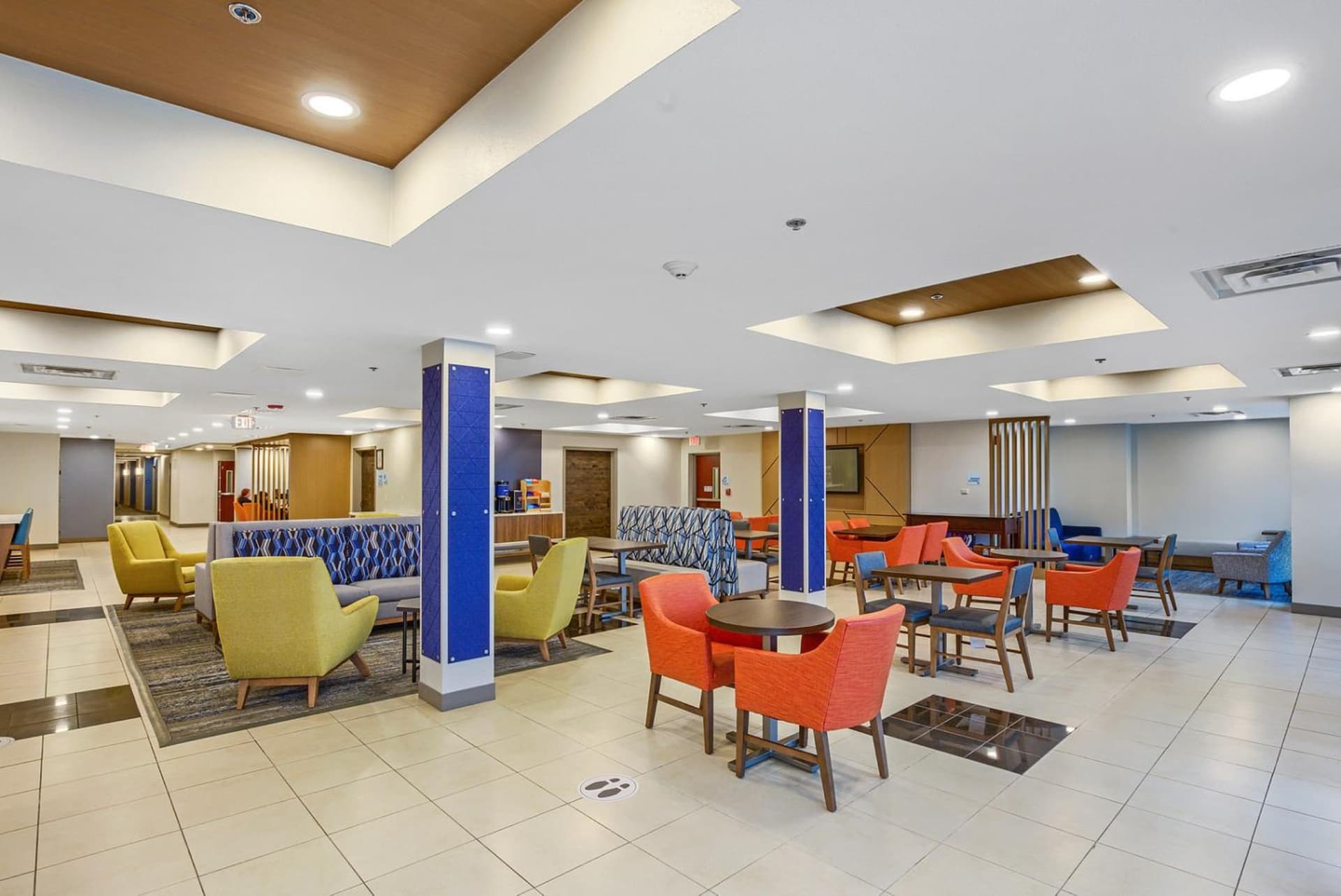 Holiday Inn Express - Gulfport Beach by IHG gallery photo in Gulfport, MS — image 23