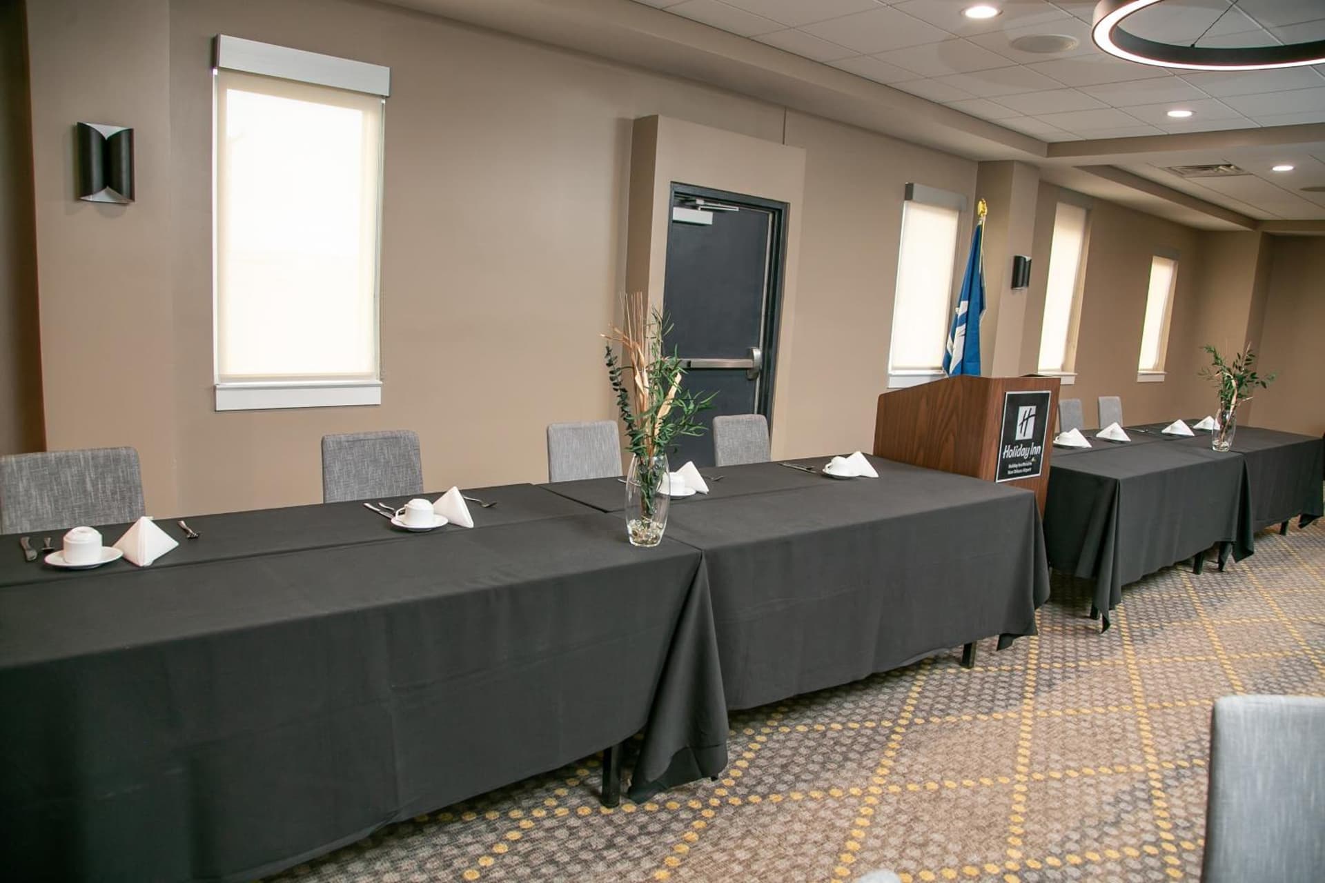 Holiday Inn Metairie New Orleans by IHG gallery photo in Metairie, LA — image 51