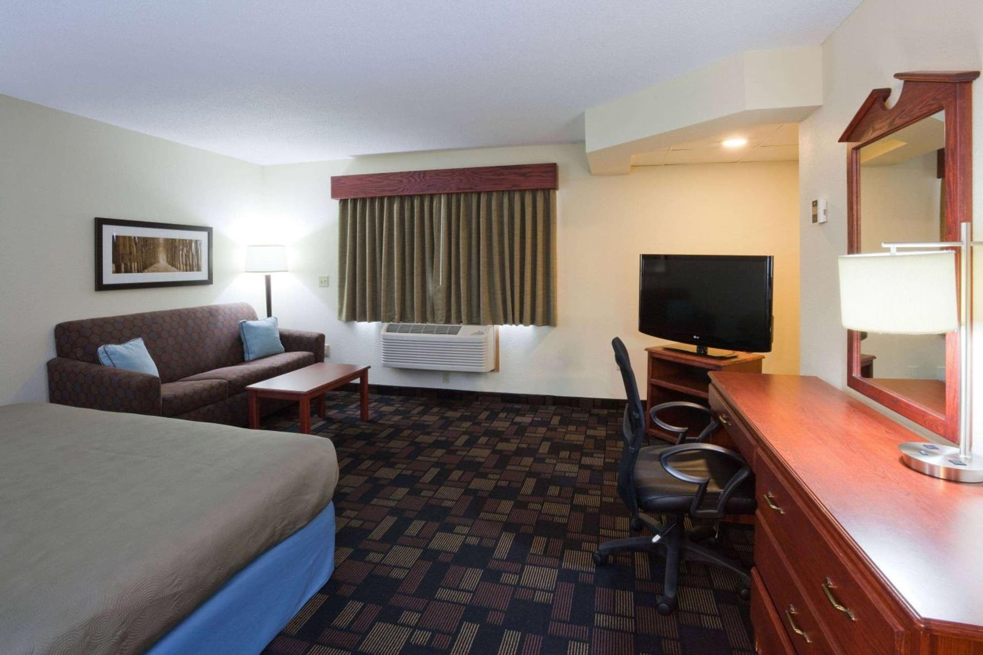 AmericInn by Wyndham Austin interior in Austin, MN — gallery photo 2