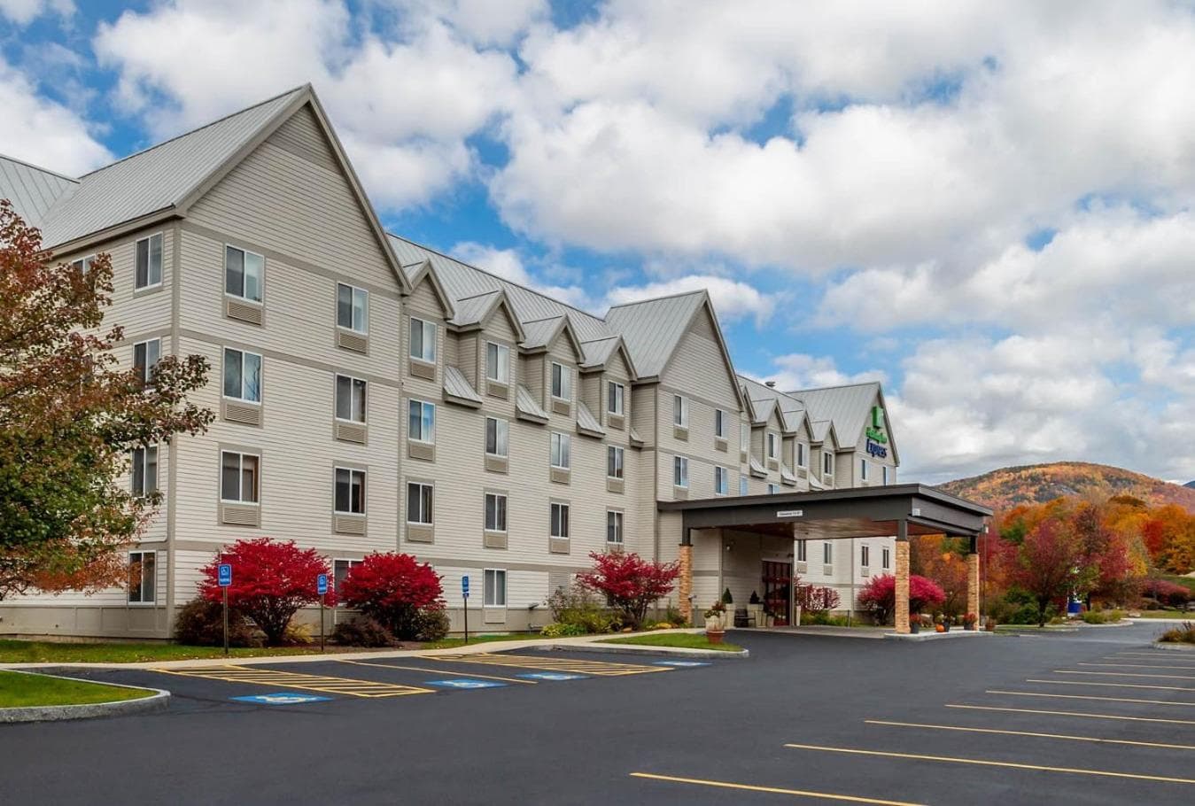 Holiday Inn Express & Suites - Lincoln East - White Mountains by IHG gallery photo in Lincoln — image 59