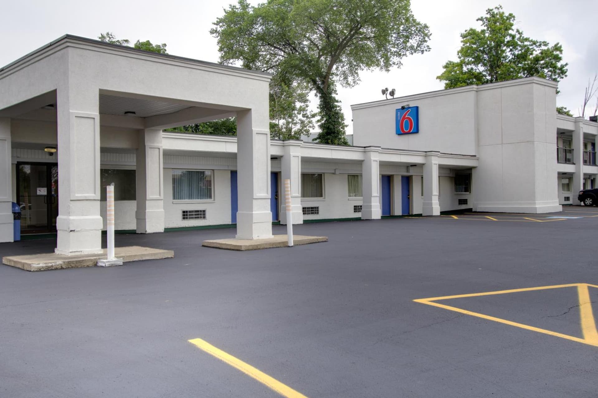 Motel 6-Richfield, OH interior in Richfield, OH — gallery photo 2