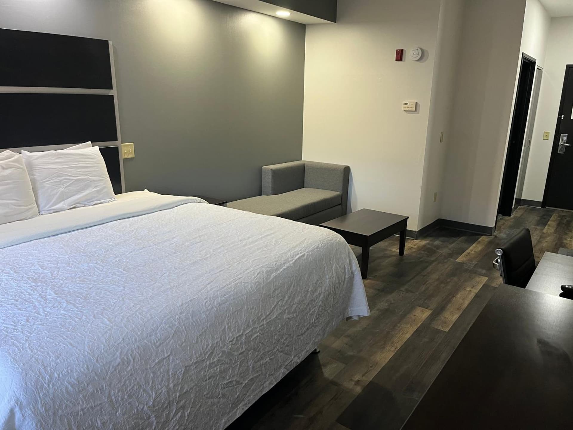 Sonesta Essential Savannah interior in Savannah, GA — gallery photo 2