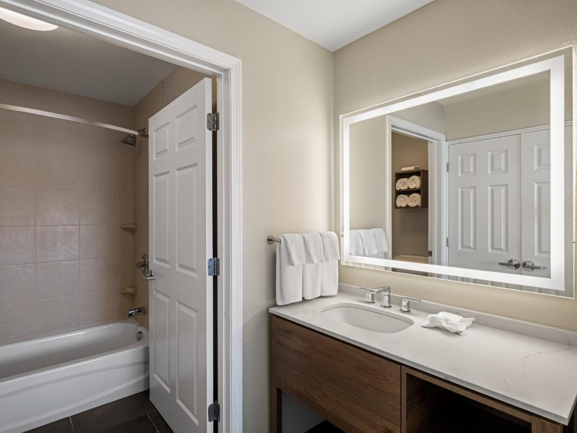 Staybridge Suites Rochester University by IHG gallery photo in Rochester, NY — image 62