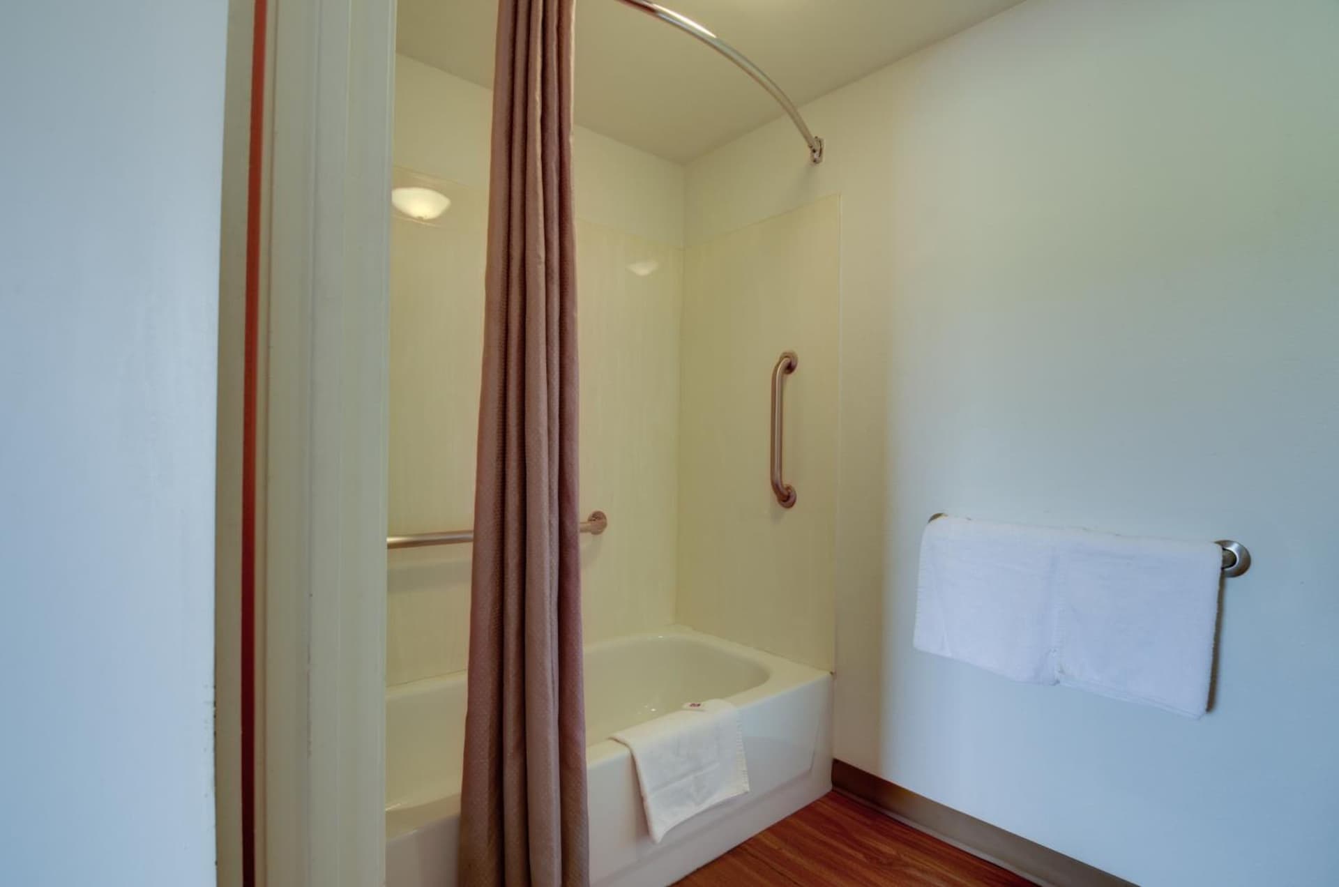 Days Inn by Wyndham Kansas City Northeast gallery photo in Kansas City, MO — image 25