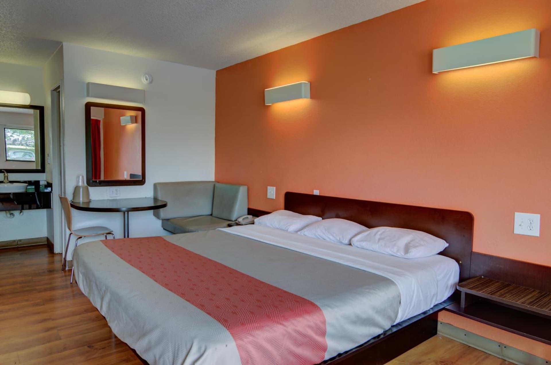 Days Inn by Wyndham Kansas City Northeast gallery photo in Kansas City, MO — image 26