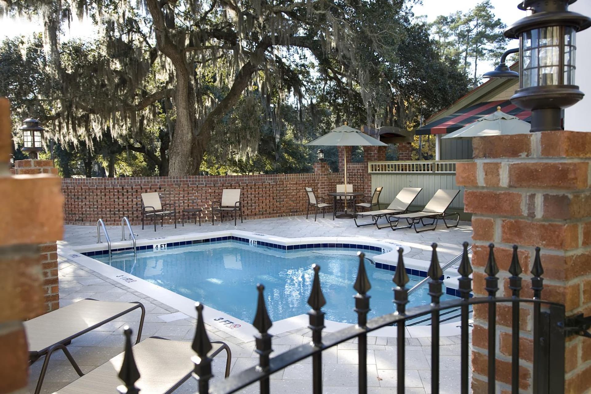 Willow Lodge interior in Myrtle Beach, SC — gallery photo 2