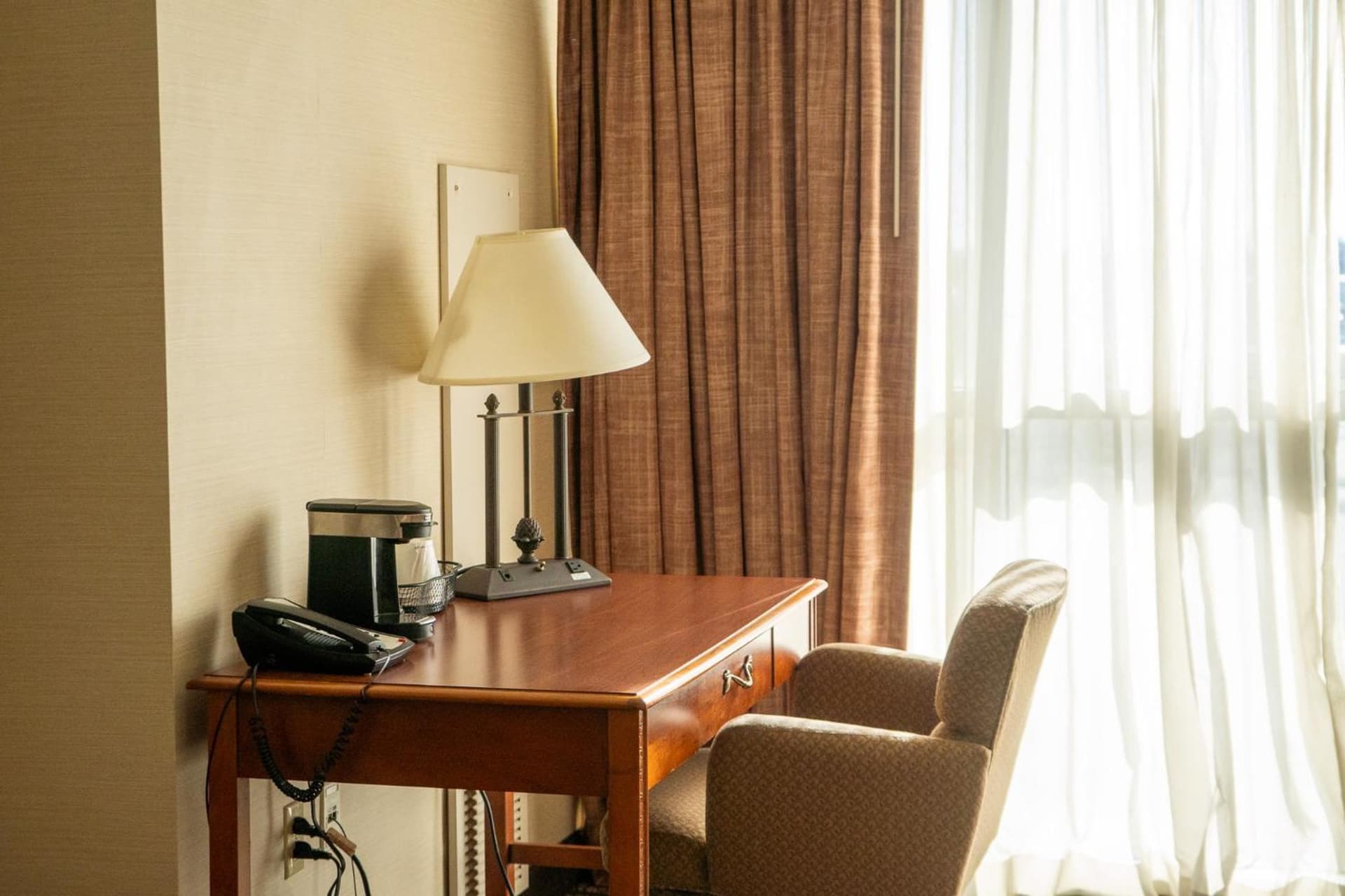 Hotel Topeka at City Center gallery photo in Topeka, KS — image 5