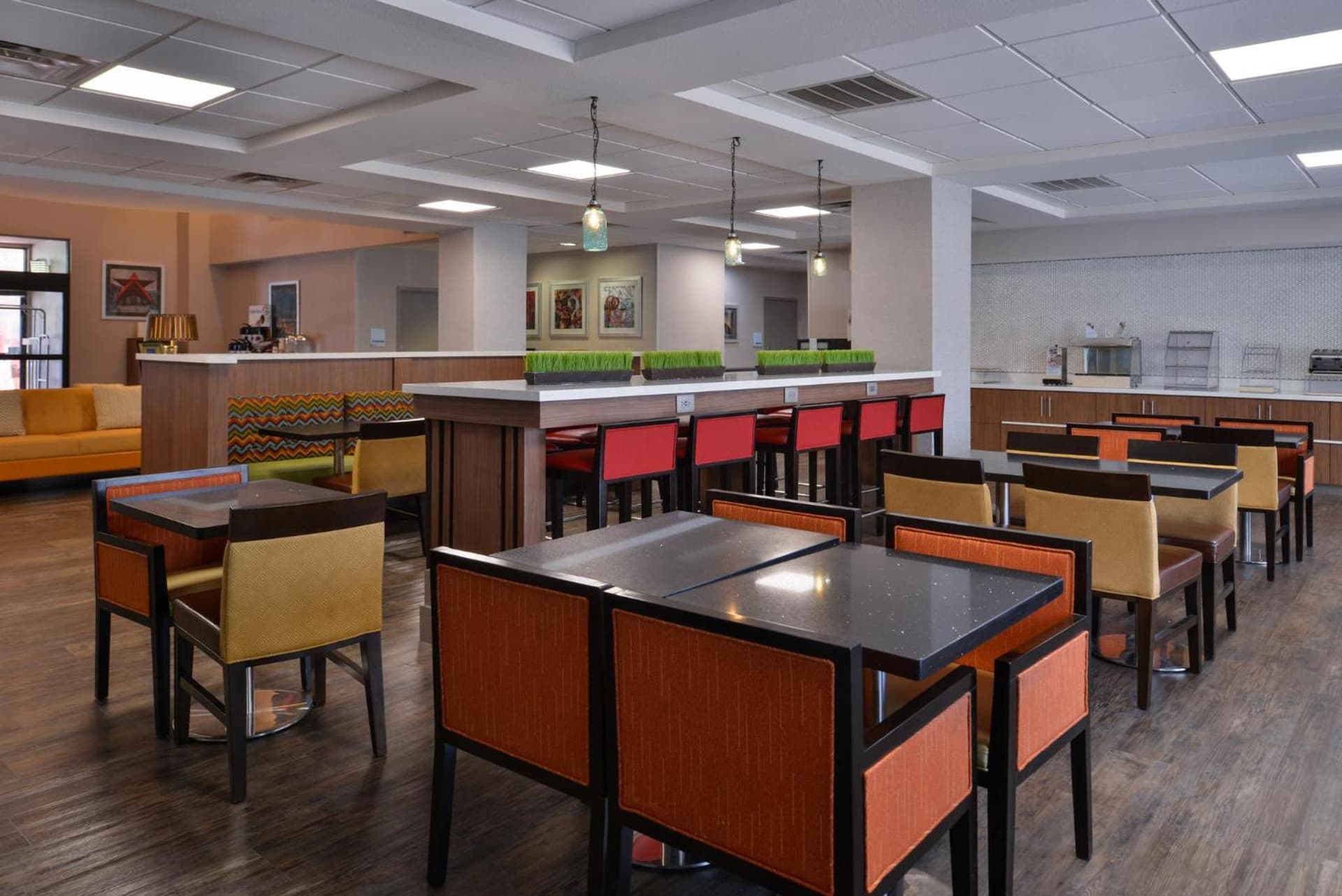 Holiday Inn Express & Suites Austin North Central by IHG gallery photo in Austin, TX — image 6