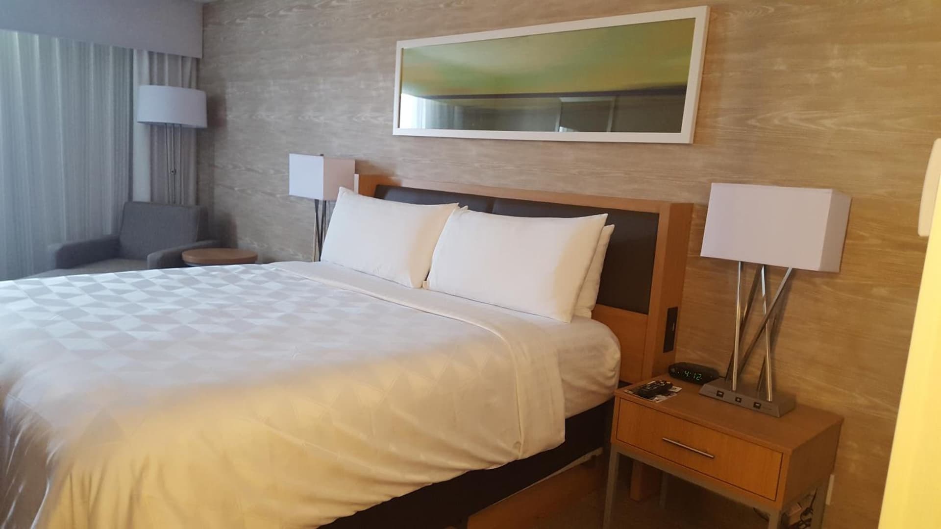 Holiday Inn Palmdale-Lancaster by IHG gallery photo in Palmdale, CA — image 12