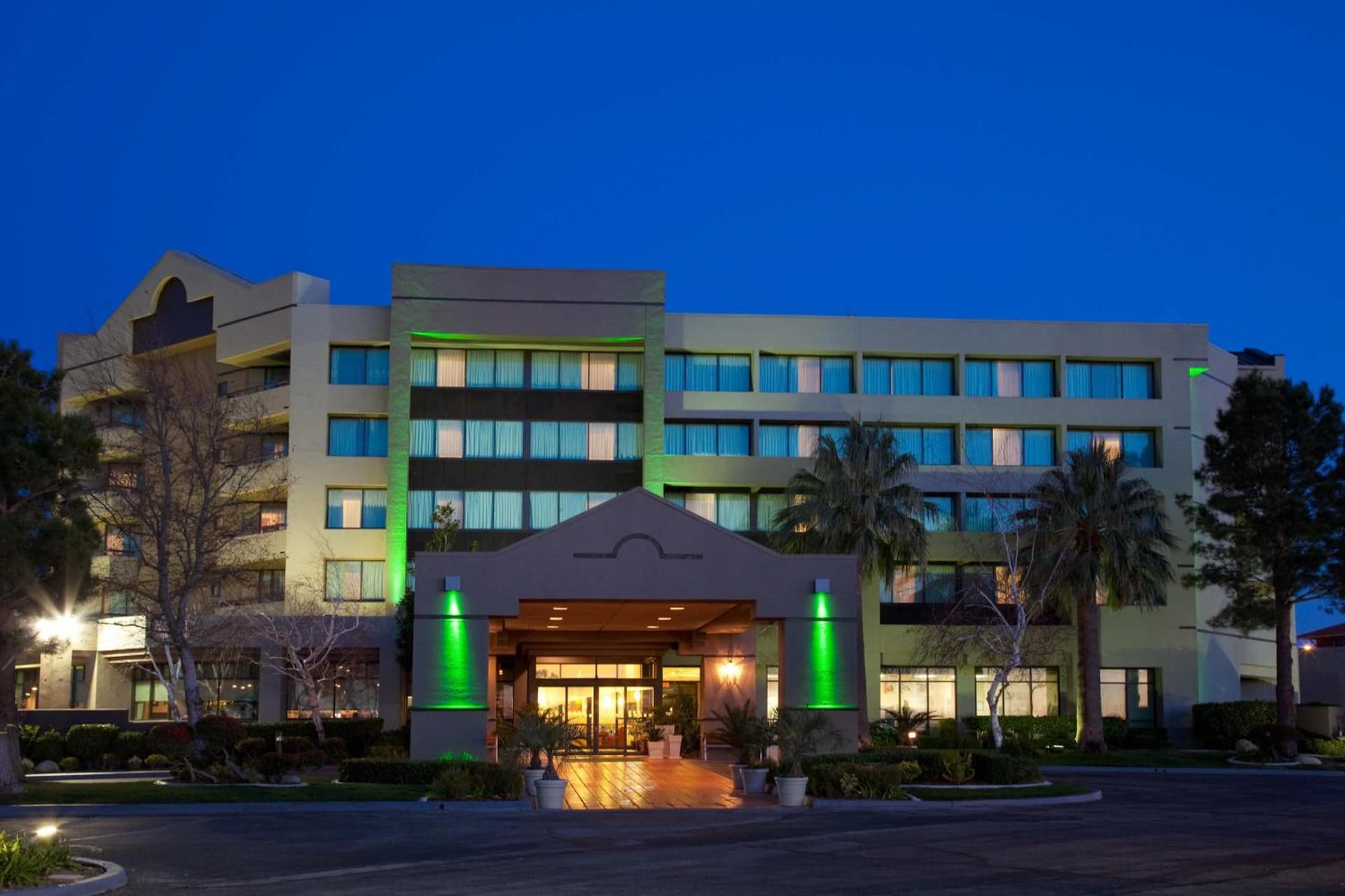 Holiday Inn Palmdale-Lancaster by IHG gallery photo in Palmdale, CA — image 17