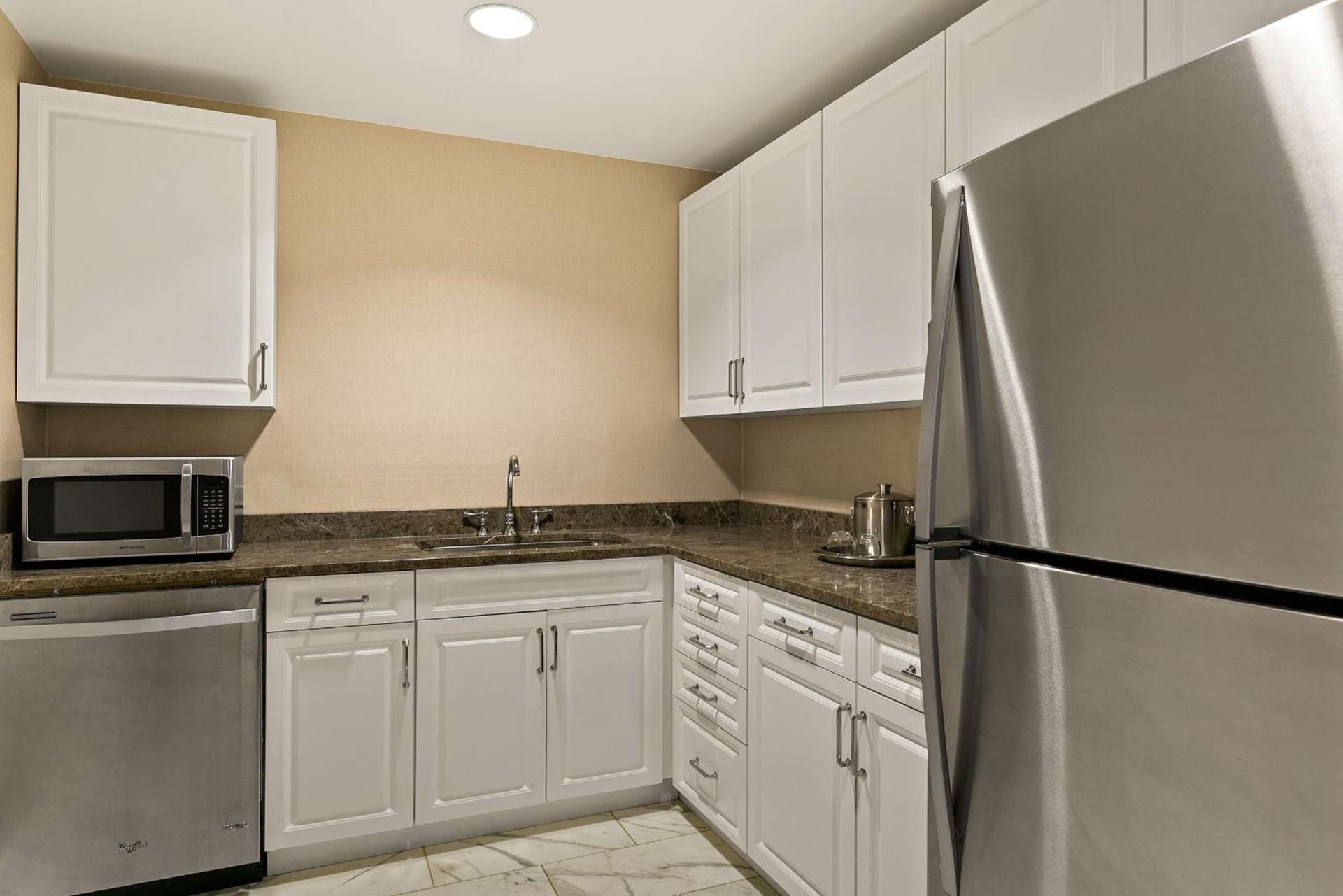 The Royal Sonesta Harbor Court Baltimore gallery photo in Baltimore, MD — image 54