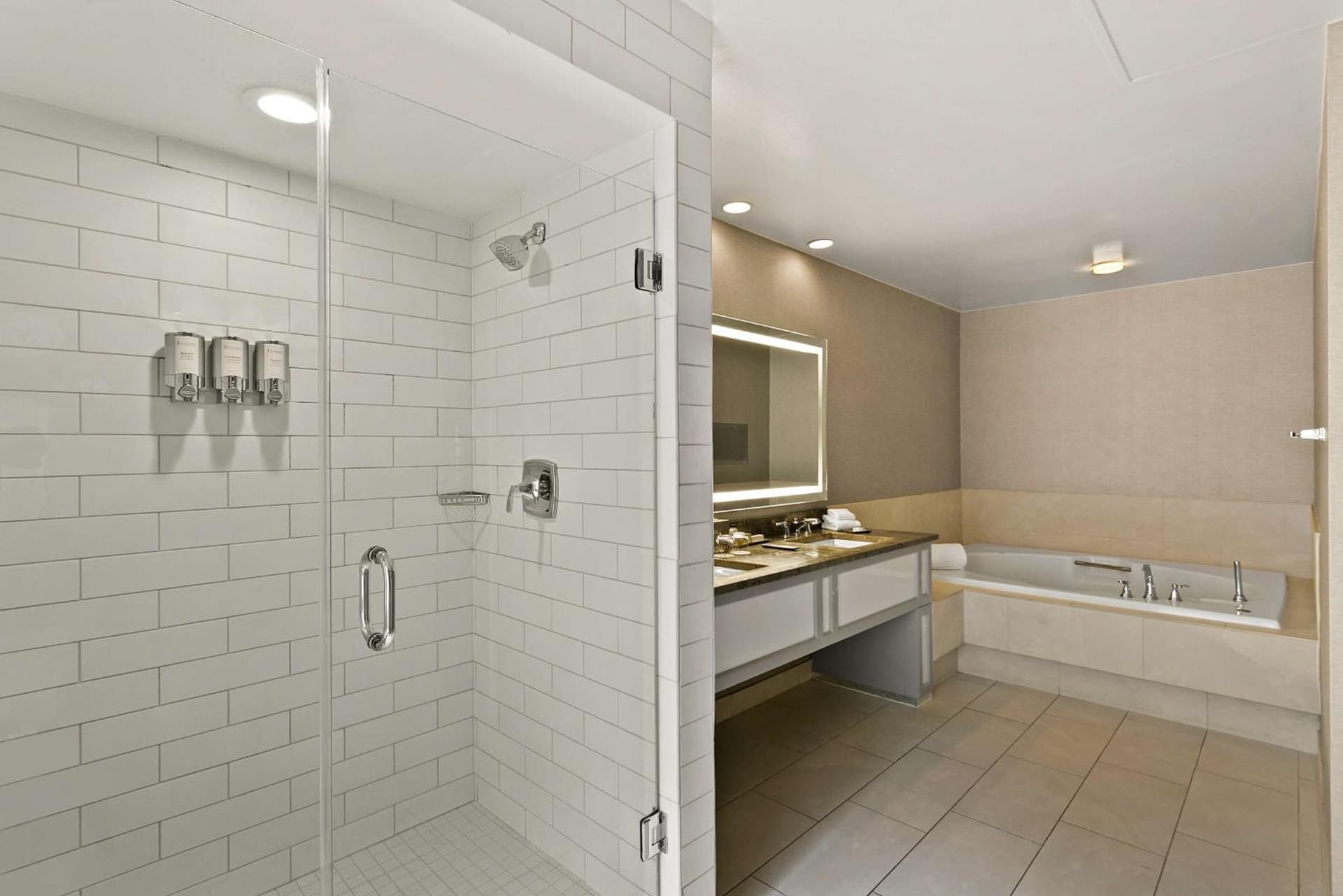 The Royal Sonesta Harbor Court Baltimore gallery photo in Baltimore, MD — image 17