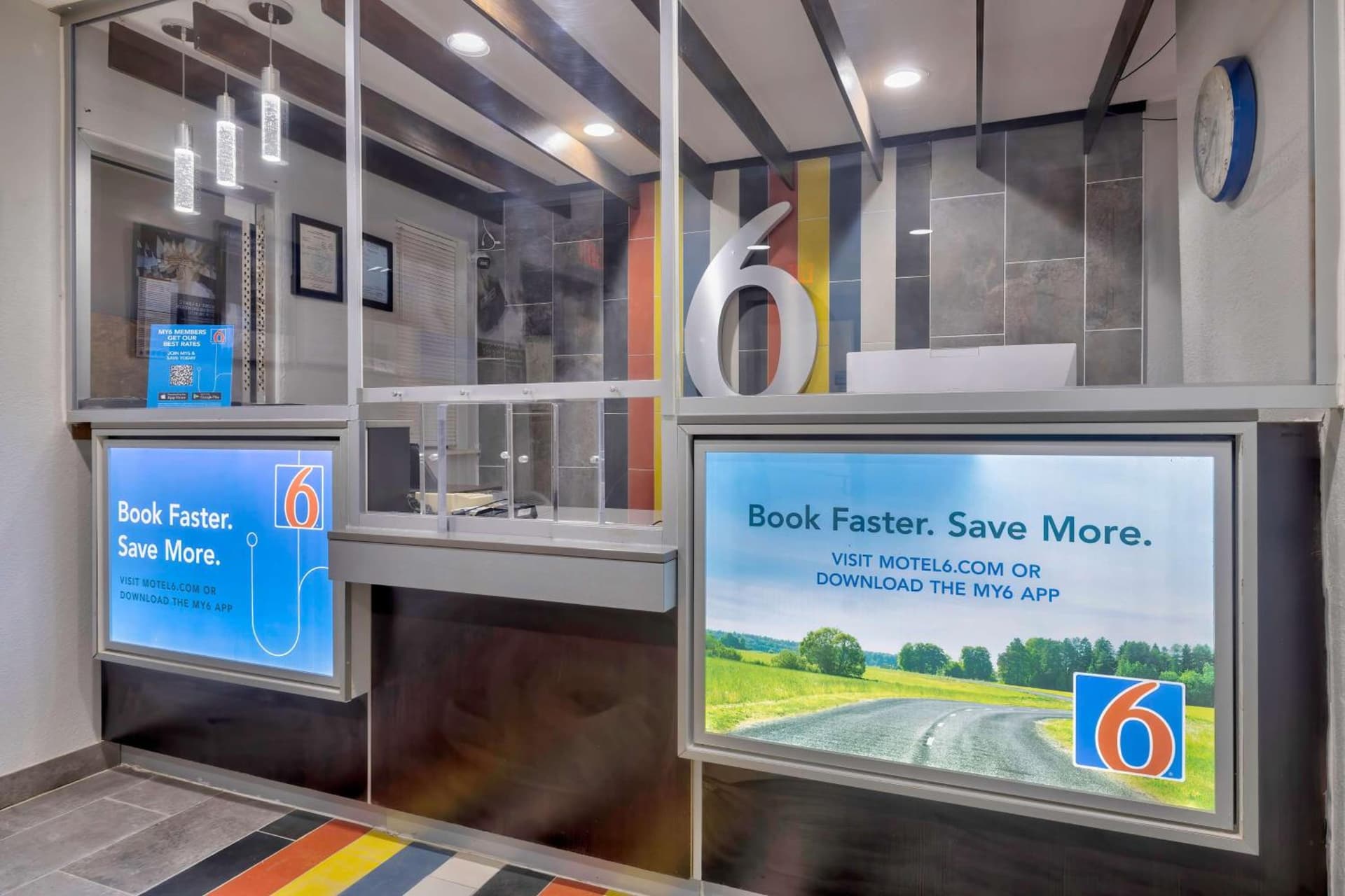 Motel 6 Little Rock AR South interior in Little Rock, AR — gallery photo 2