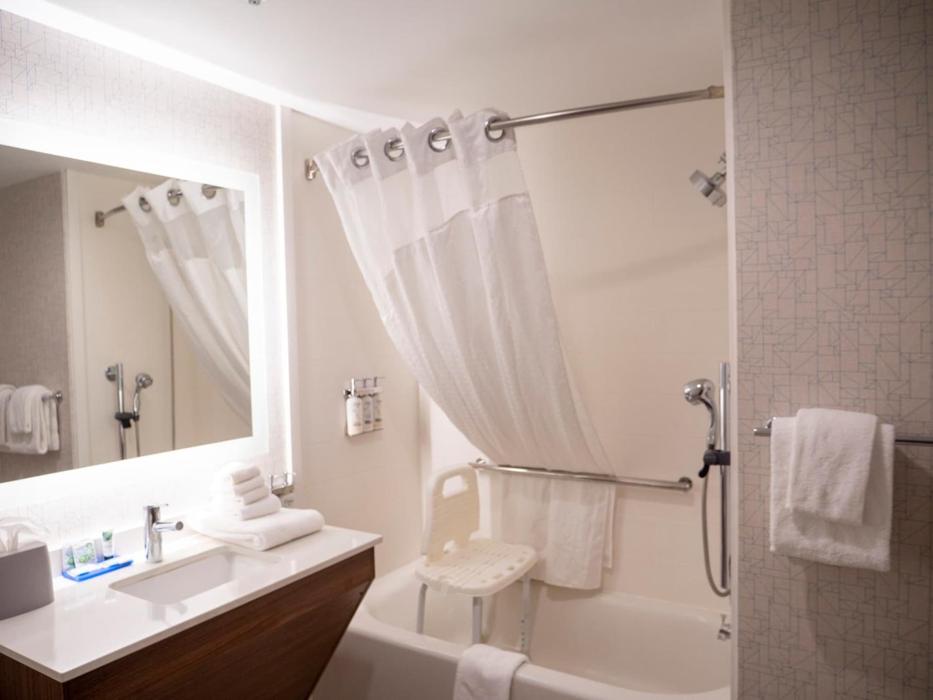 Holiday Inn Express & Suites Greenville Airport i85 by IHG property views in Greer, SC — gallery photo 3