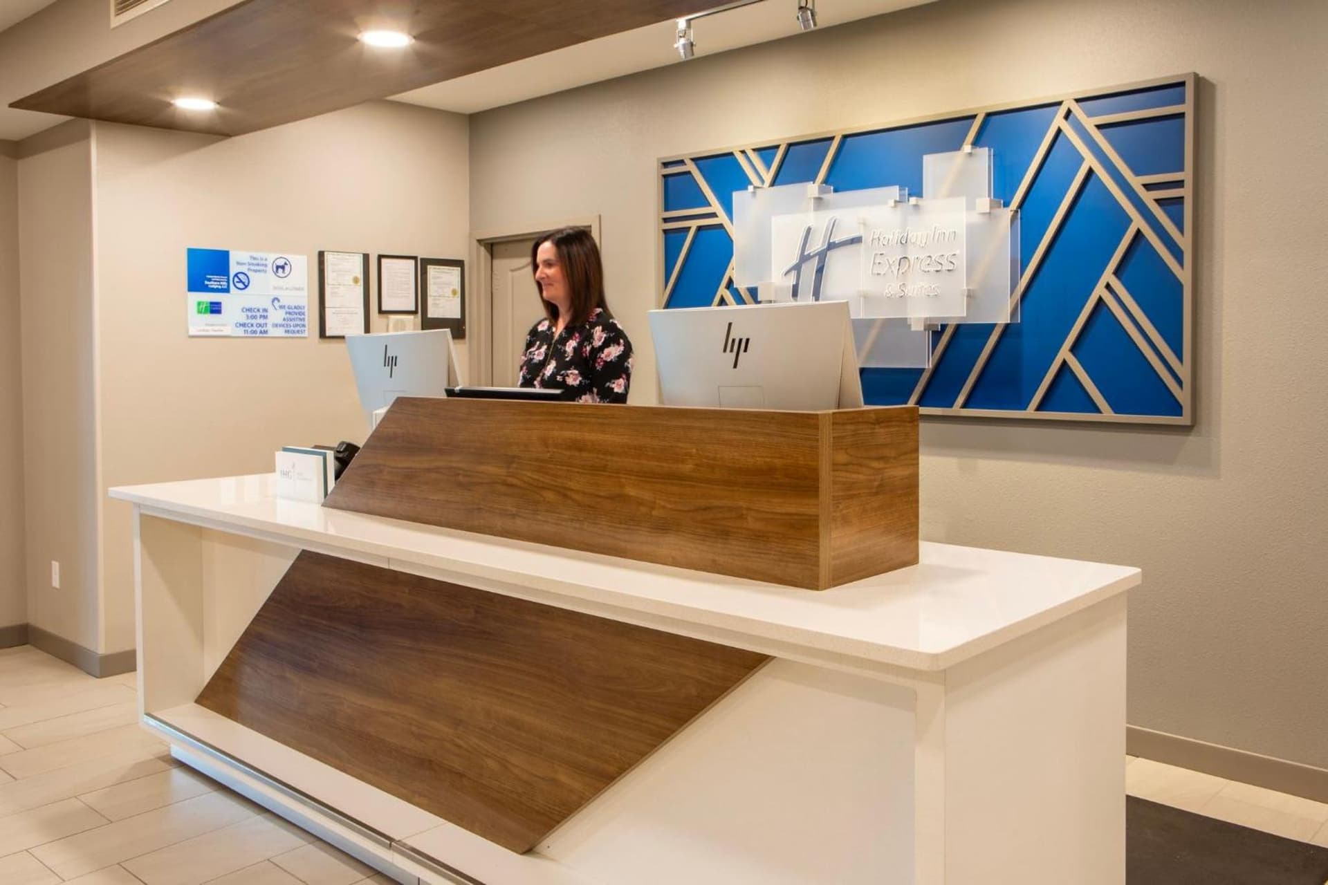 Holiday Inn Express & Suites Sioux City-South by IHG gallery photo in Sioux City, IA — image 35