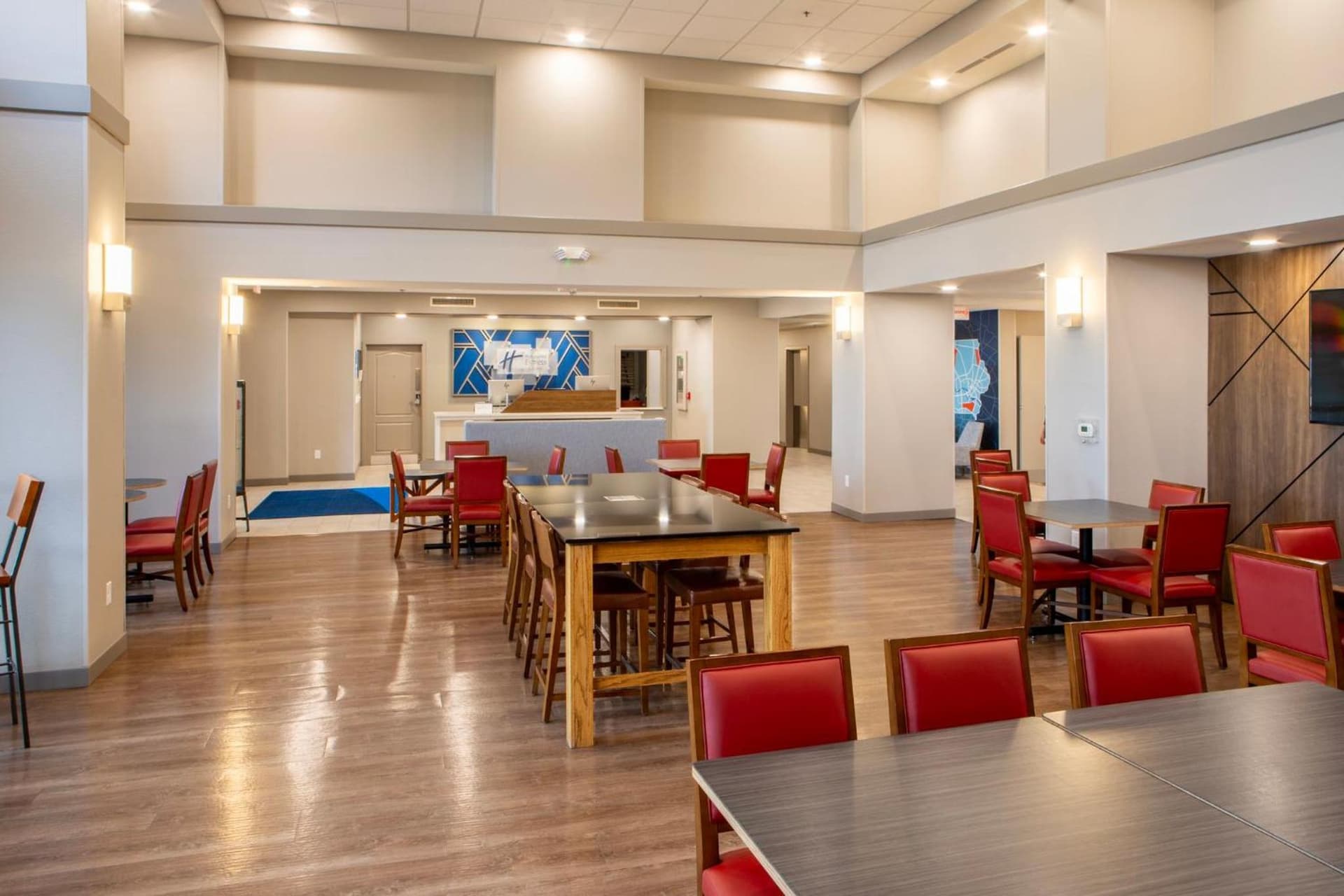 Holiday Inn Express & Suites Sioux City-South by IHG gallery photo in Sioux City, IA — image 60