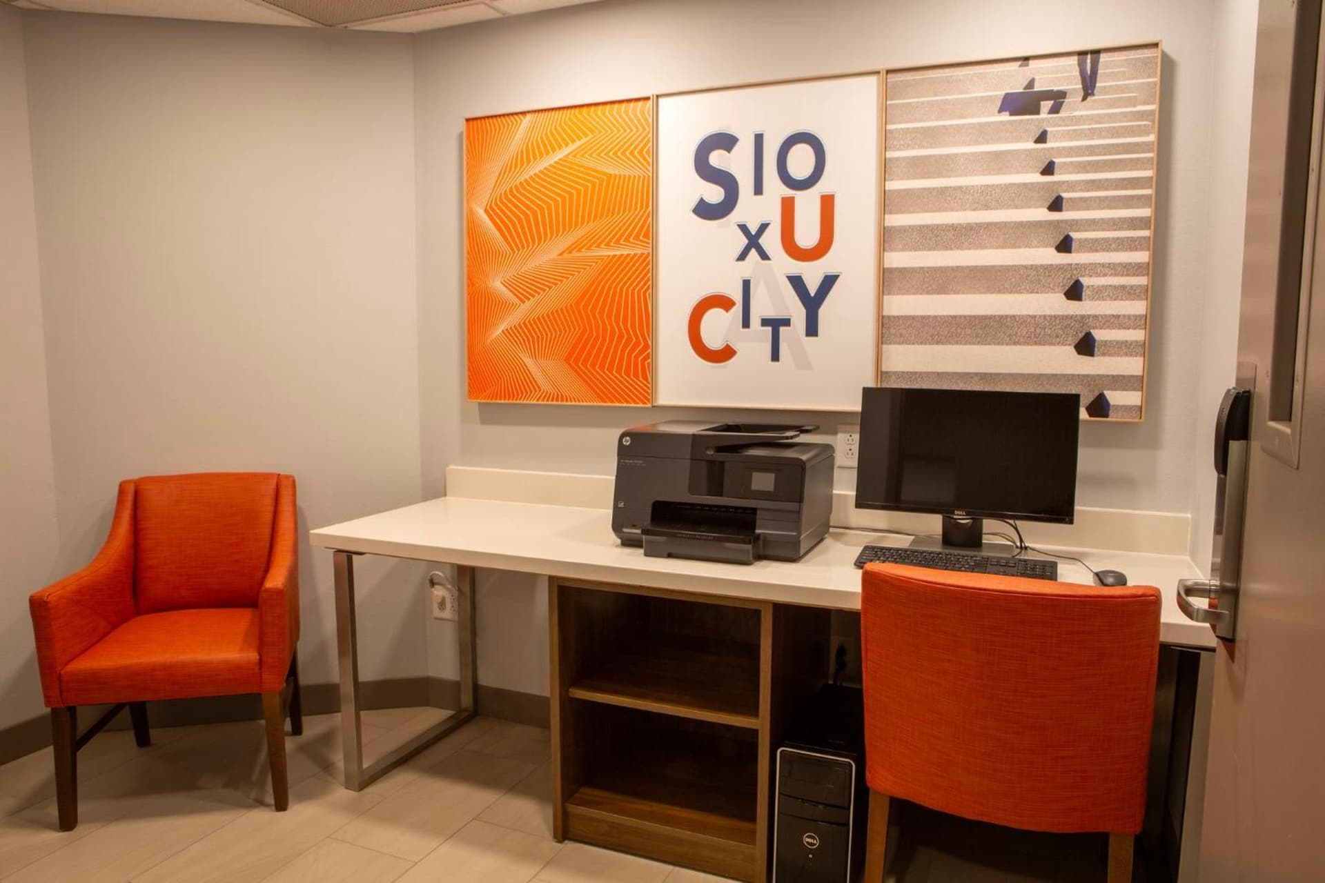 Holiday Inn Express & Suites Sioux City-South by IHG gallery photo in Sioux City, IA — image 55