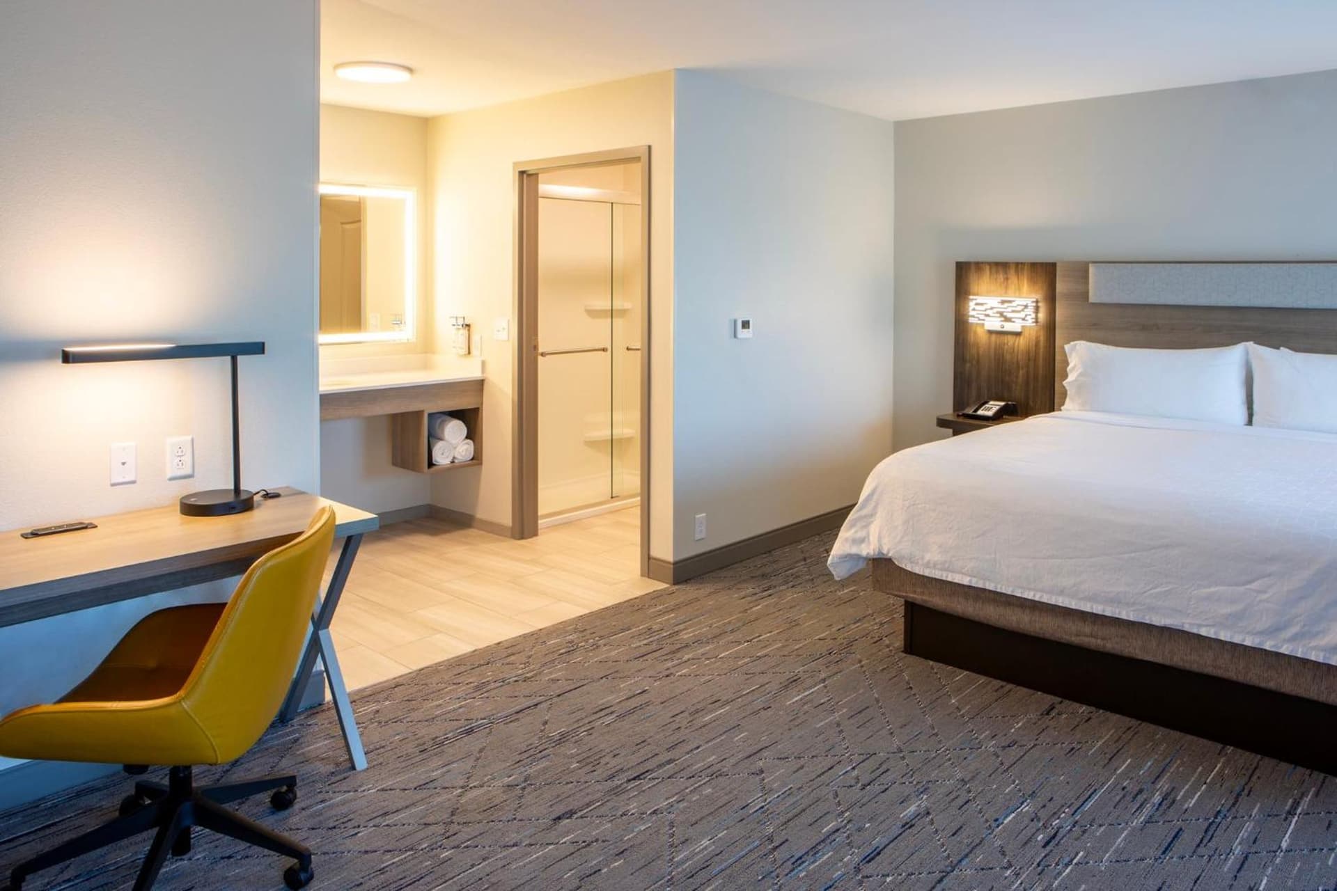 Holiday Inn Express & Suites Sioux City-South by IHG gallery photo in Sioux City, IA — image 33