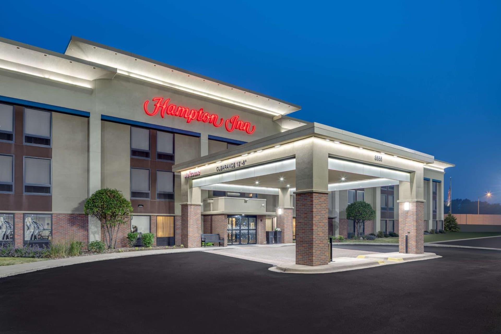 Hampton Inn Joliet-Plainfield I-55 interior in Joliet, IL — gallery photo 2