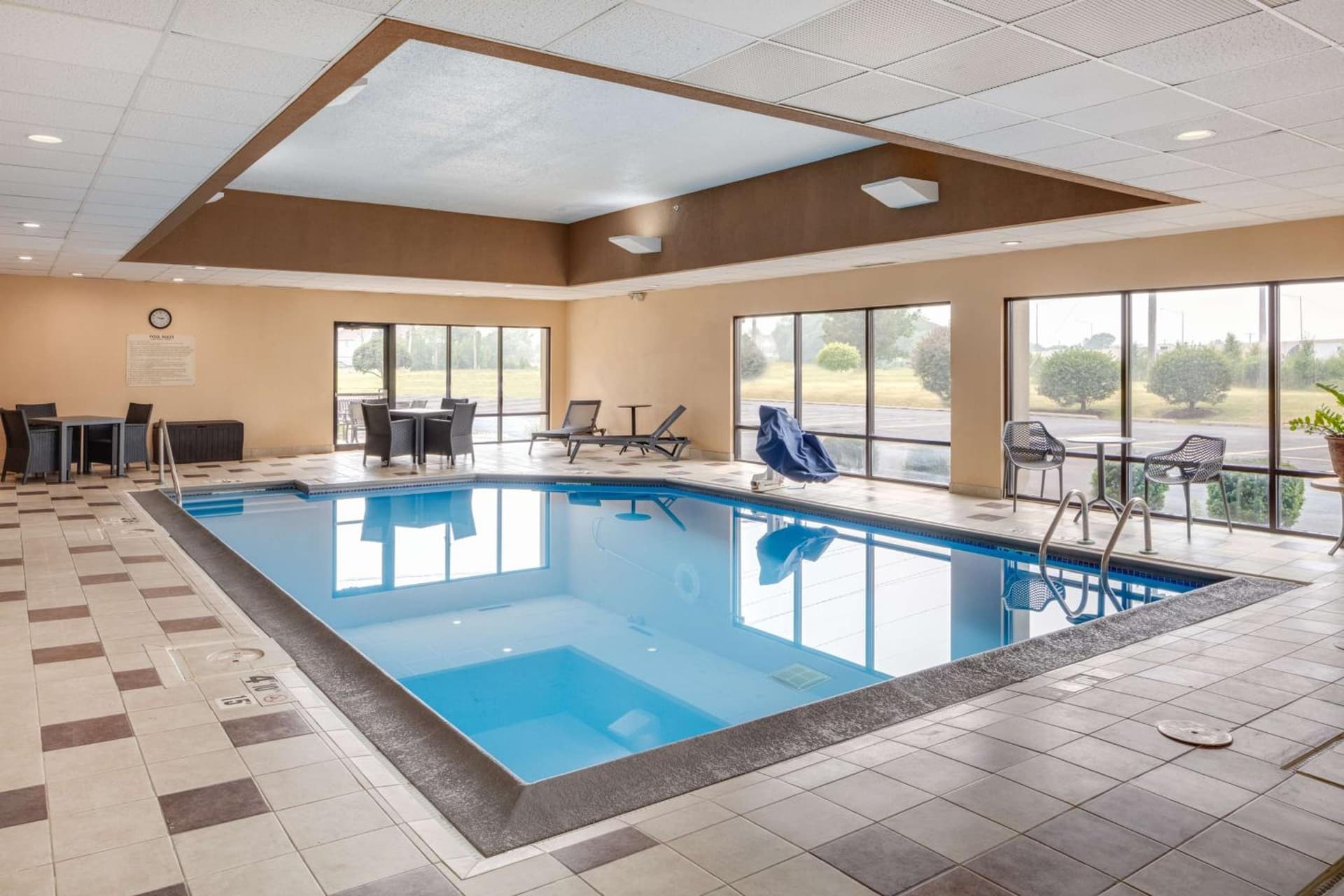 Hampton Inn Joliet-Plainfield I-55 gallery photo in Joliet, IL — image 26