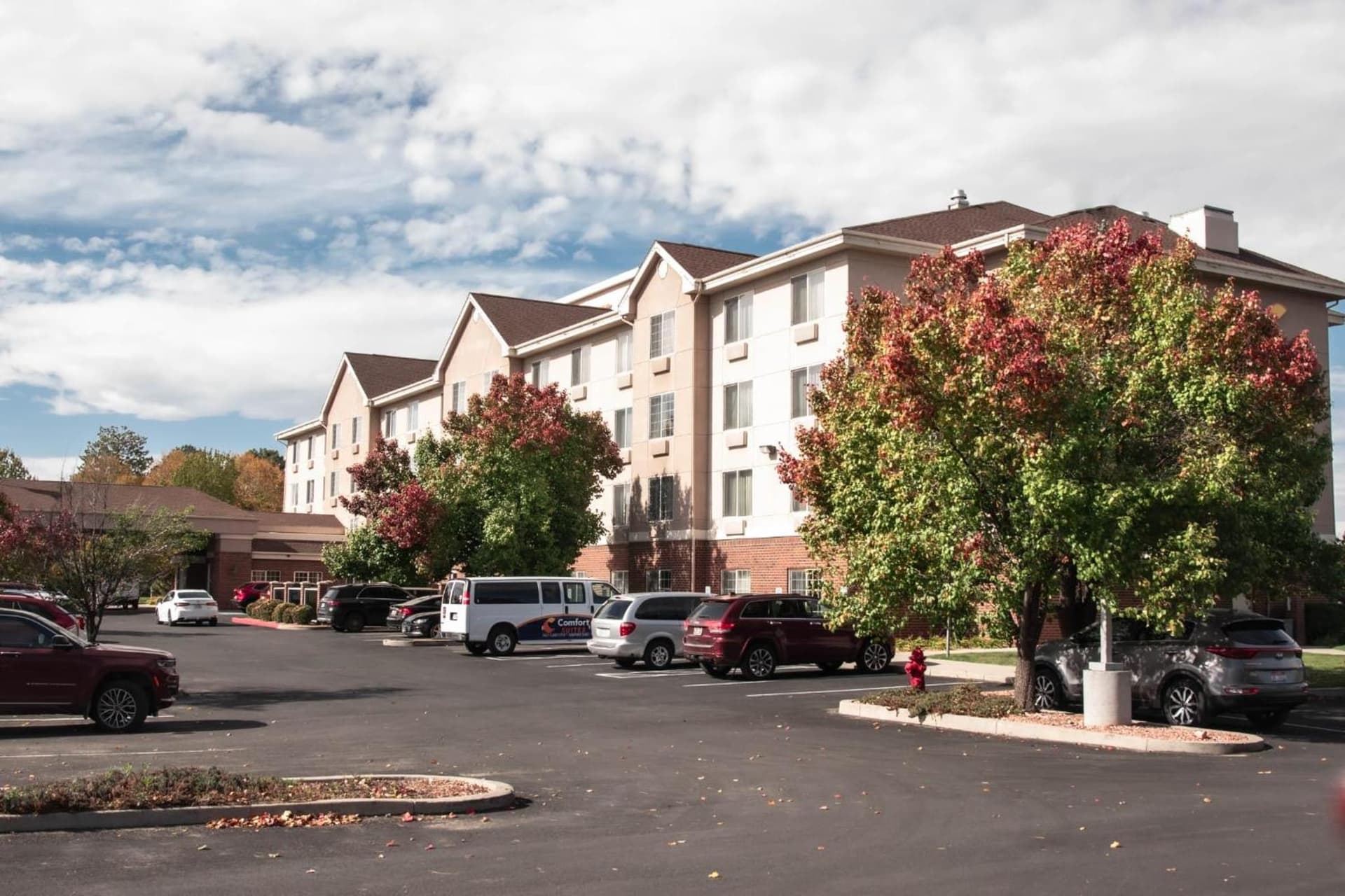 Comfort Suites Salt Lake City Airport property views in Salt Lake City, UT — gallery photo 3