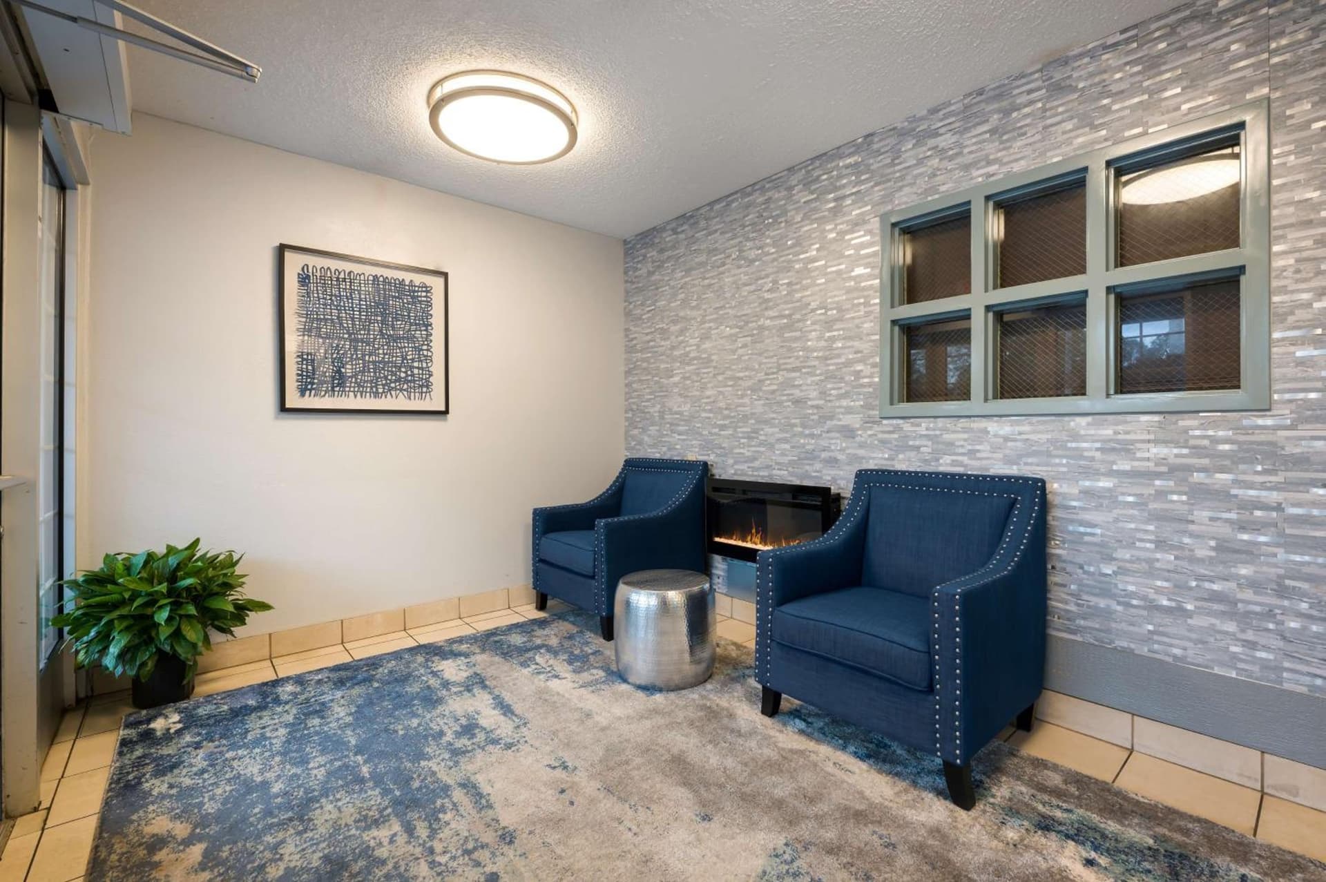 Sonesta Simply Suites Huntsville Research Park gallery photo in Huntsville, AL — image 27