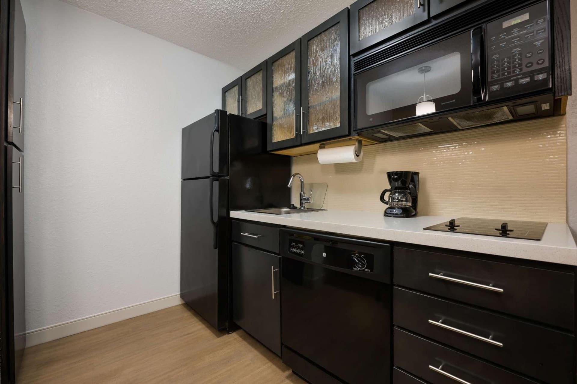 Sonesta Simply Suites Huntsville Research Park gallery photo in Huntsville, AL — image 17