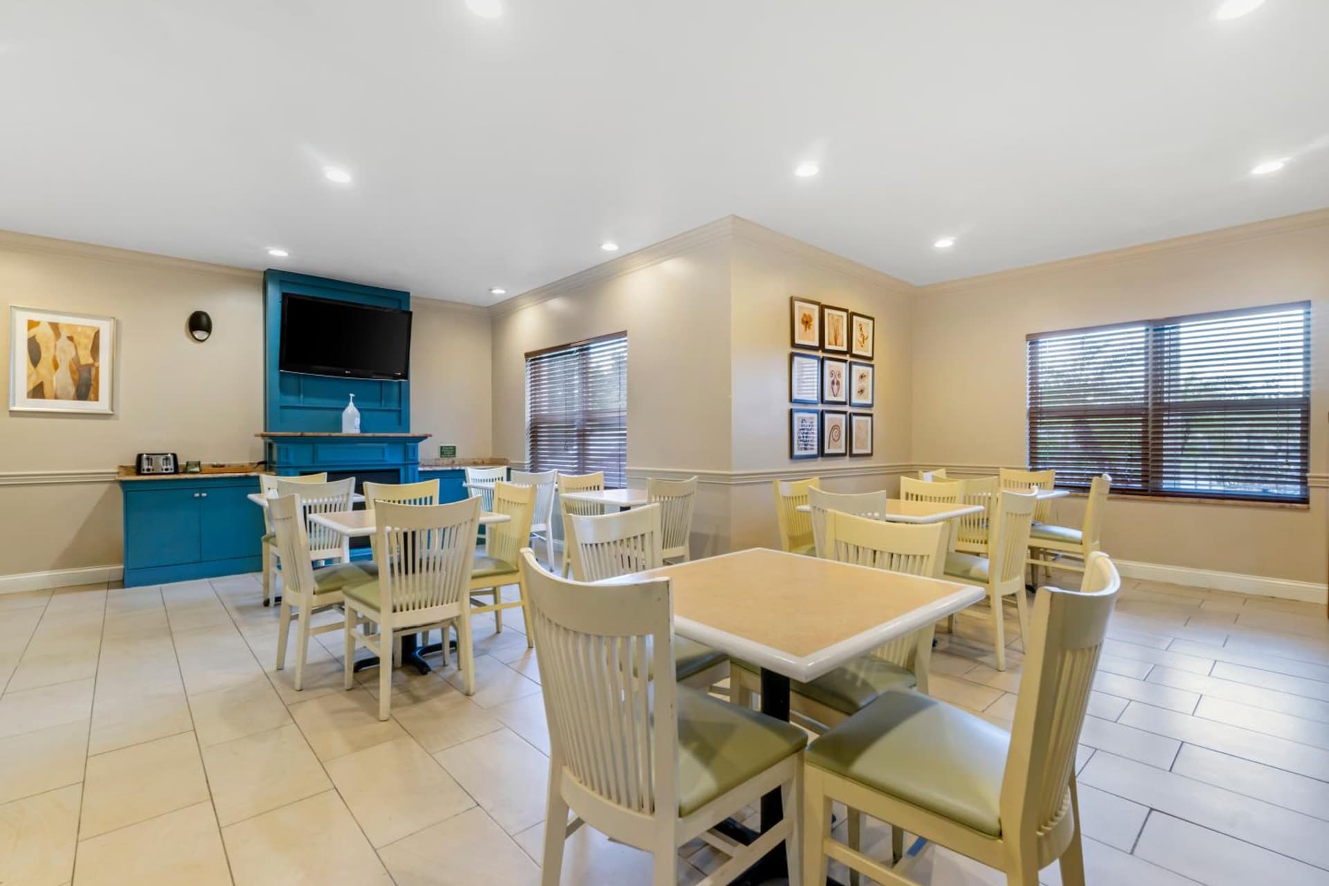 Country Inn & Suites by Radisson, Tampa Airport North, FL gallery photo in Tampa, FL — image 31