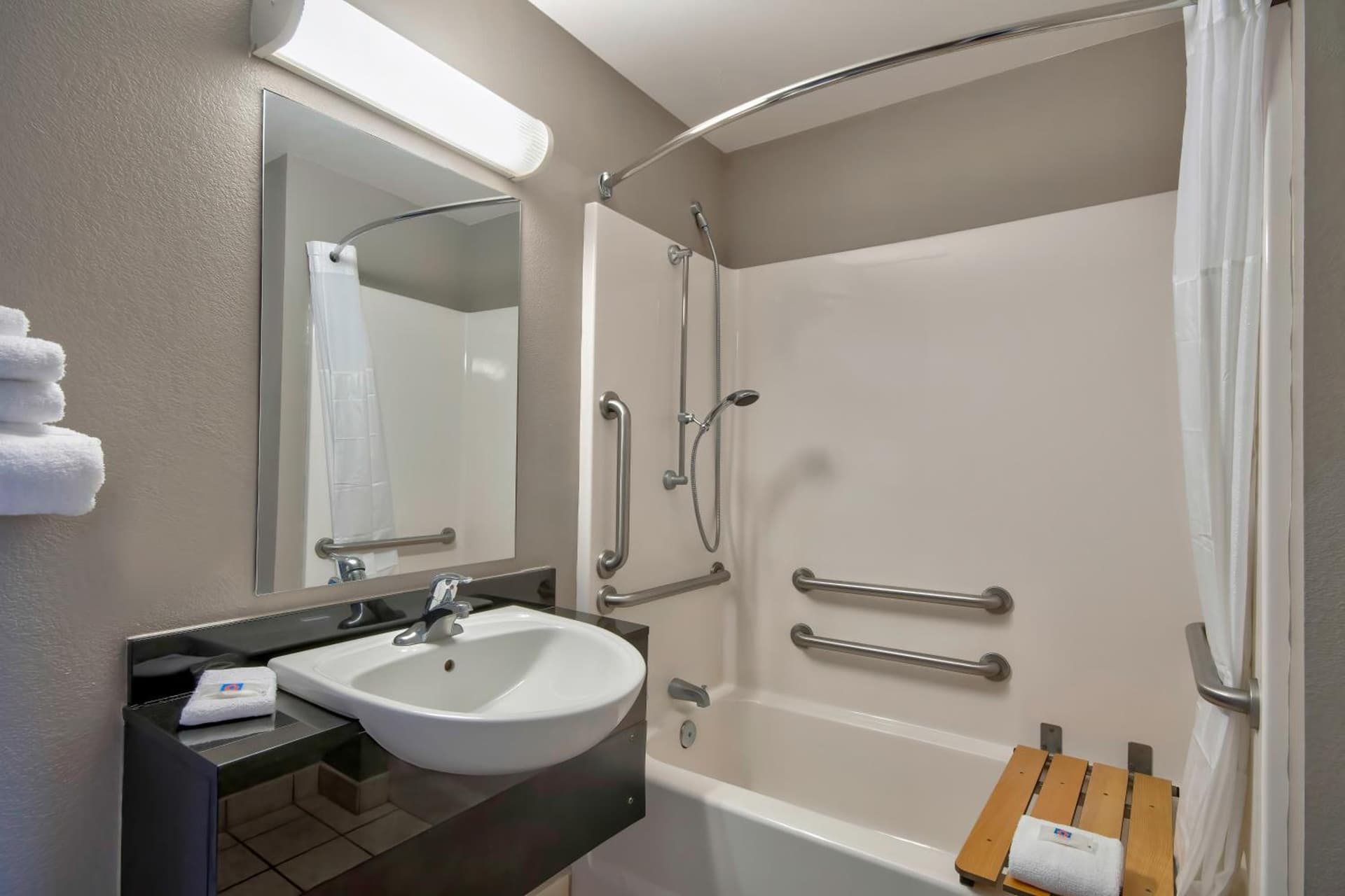 Motel 6 Santa Fe property views in Santa Fe, NM — gallery photo 3