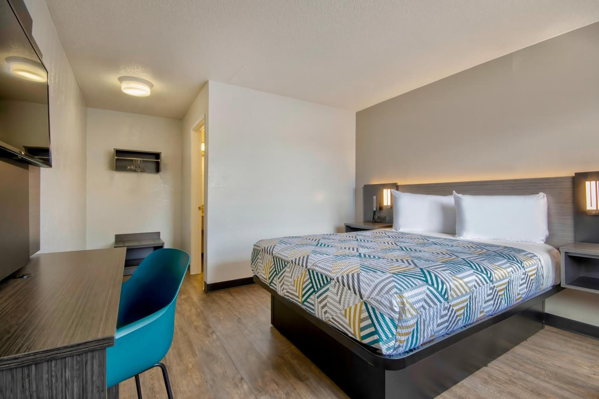 Motel 6 Santa Fe gallery photo in Santa Fe, NM — image 5