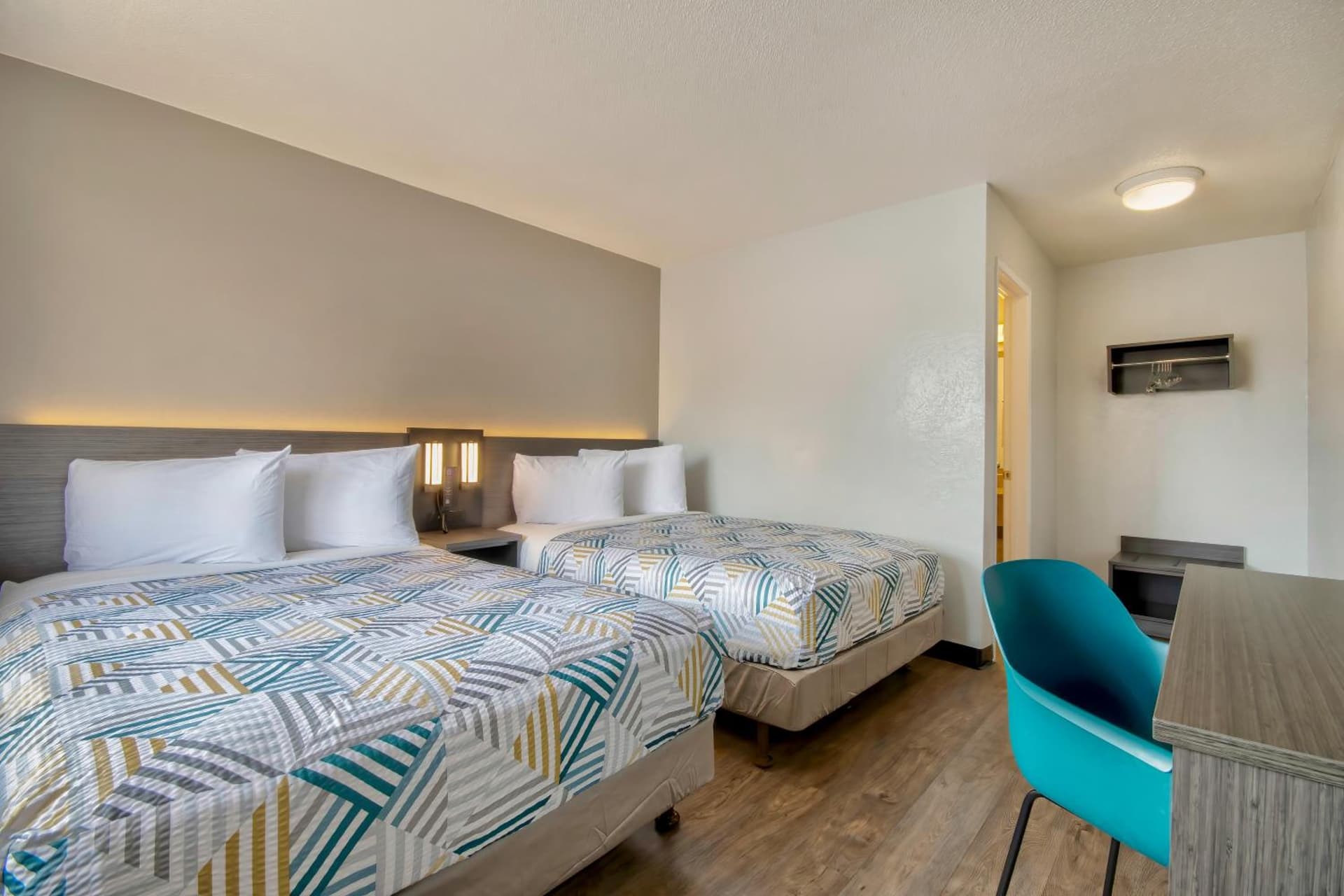 Motel 6 Santa Fe gallery photo in Santa Fe, NM — image 11