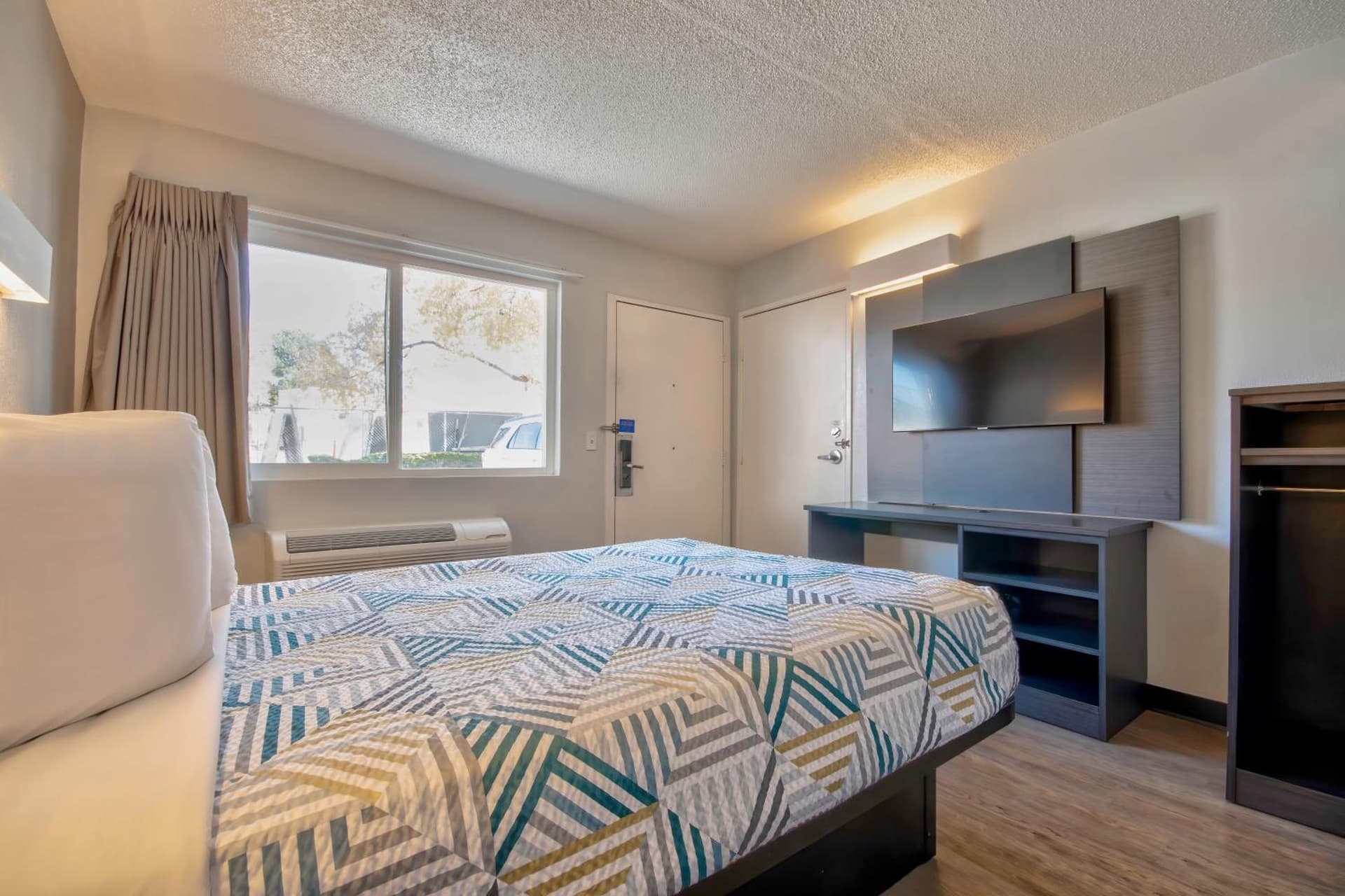 Motel 6 Santa Fe gallery photo in Santa Fe, NM — image 18