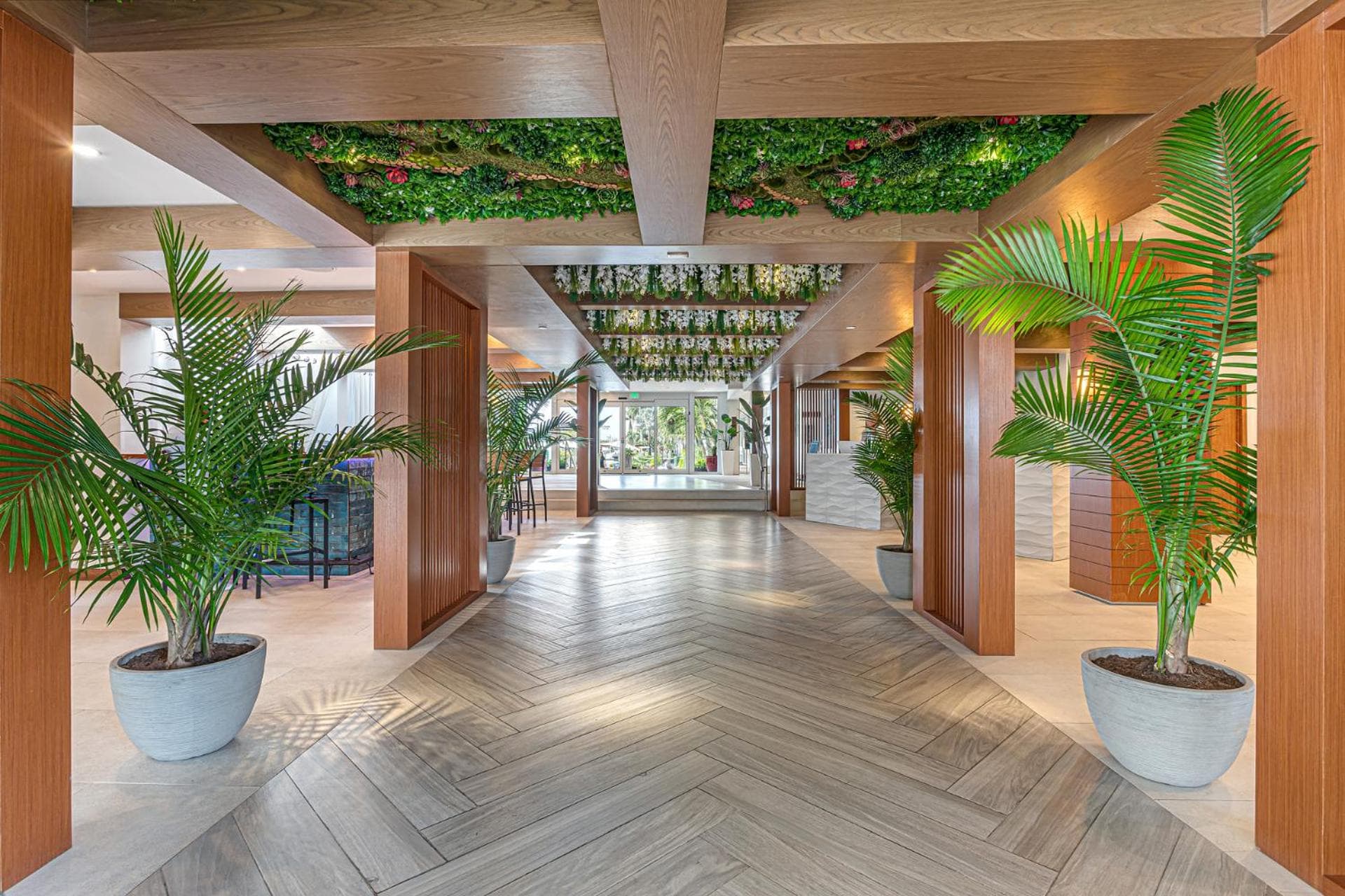 Sands Harbor Resort and Marina interior in Pompano Beach, FL — gallery photo 2