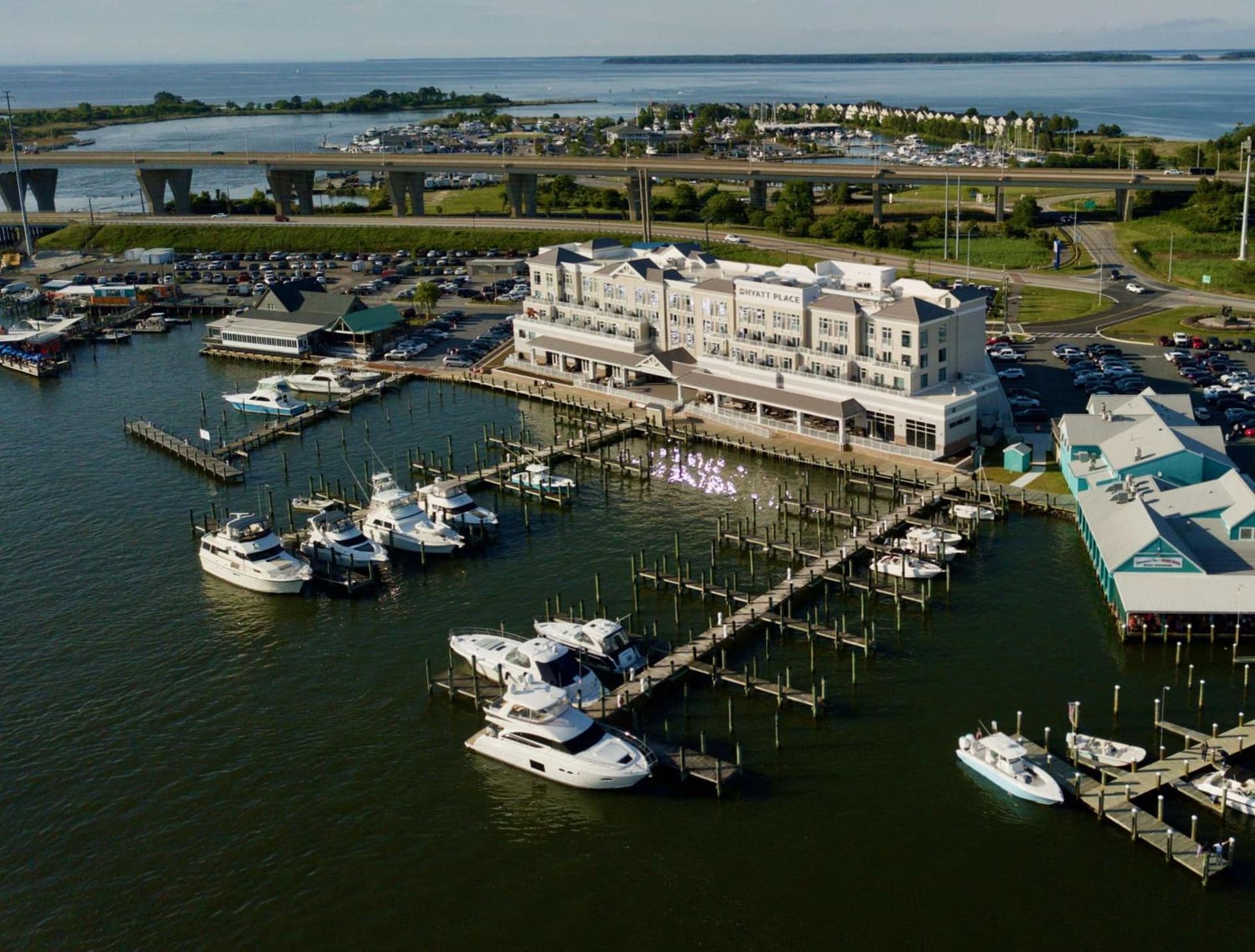 Hyatt Place Kent Narrows And Marina interior in Grasonville, MD — gallery photo 2