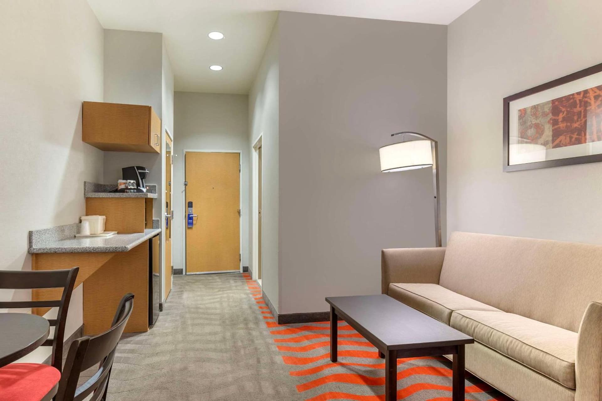 Comfort Suites Boise West Meridian interior in Meridian, ID — gallery photo 2