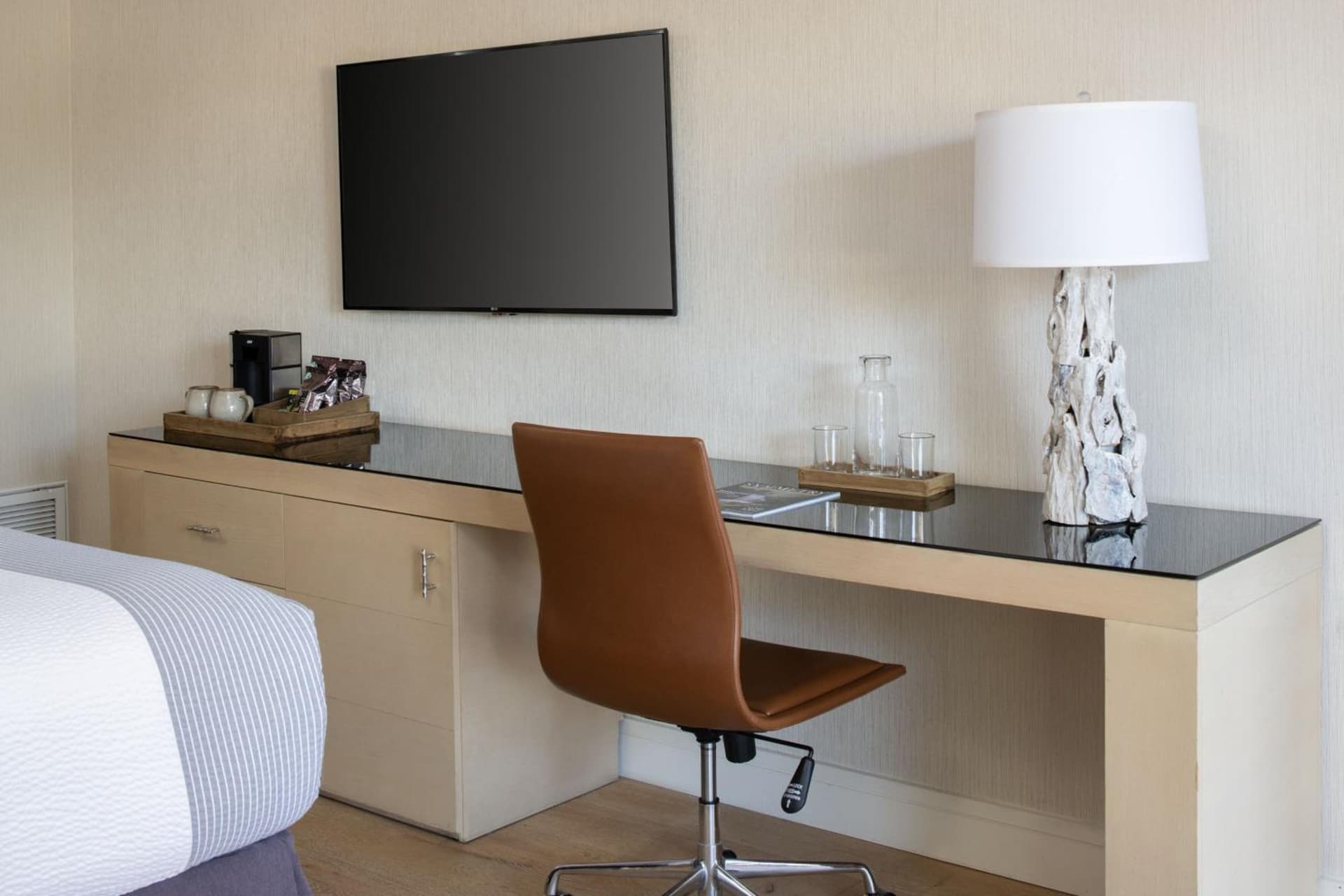 Hotel Paradox, Autograph Collection gallery photo in Santa Cruz, CA — image 67
