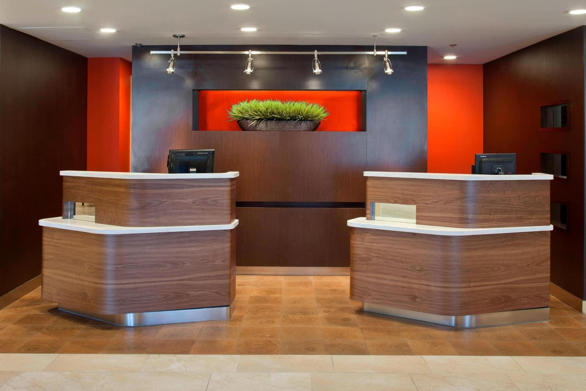 Courtyard by Marriott Pueblo interior in Pueblo, CO — gallery photo 2