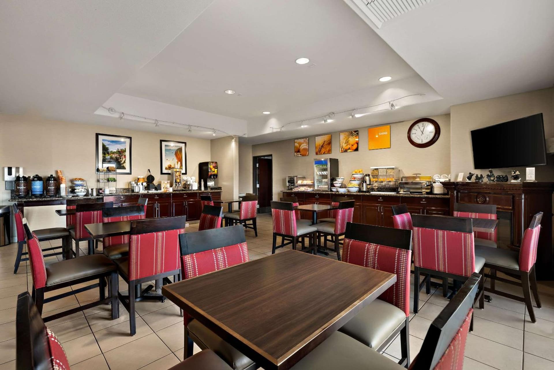 Comfort Inn & Suites Airport Convention Center gallery photo in Reno, NV — image 21