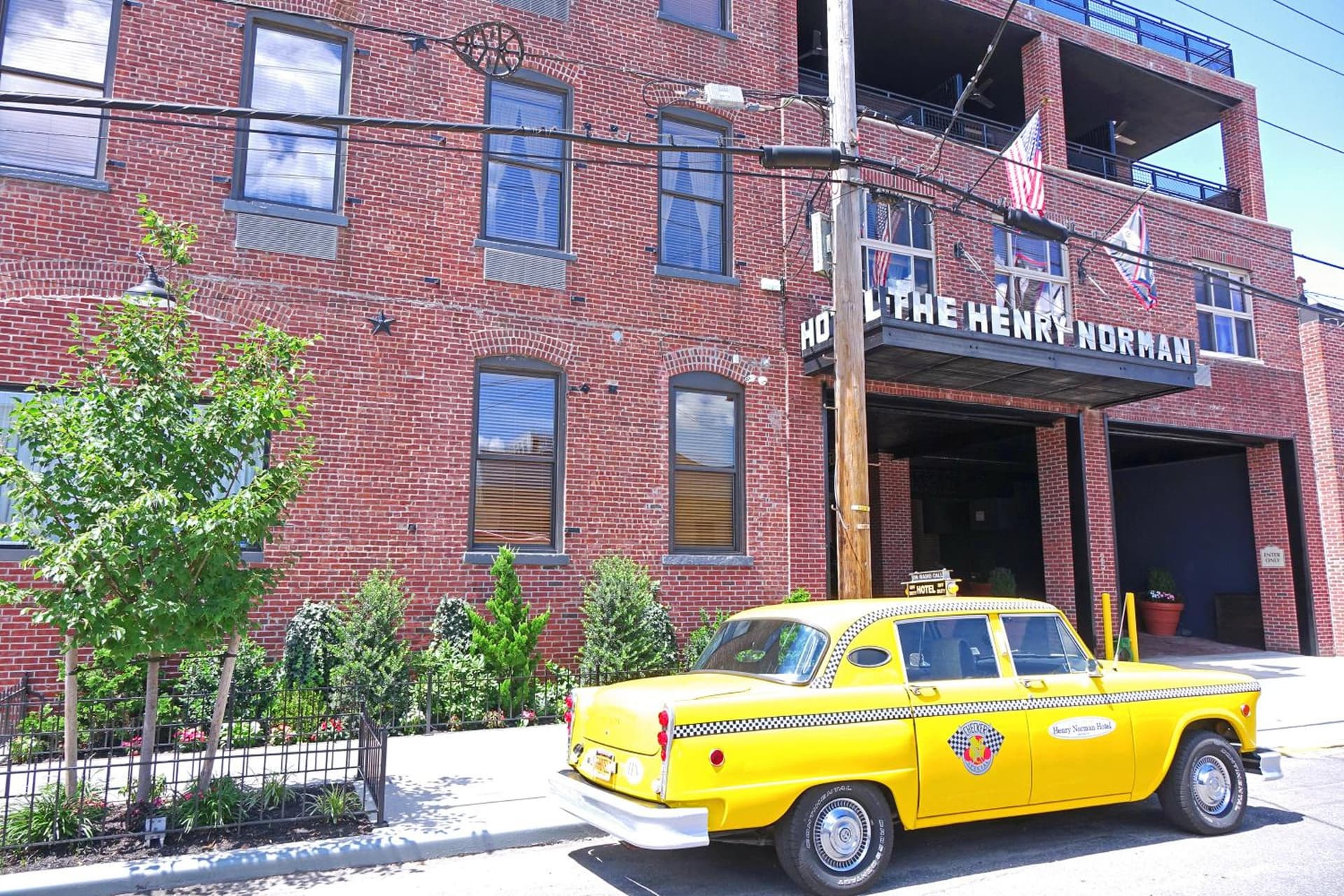 Henry Norman Hotel gallery photo in Brooklyn, NY — image 71