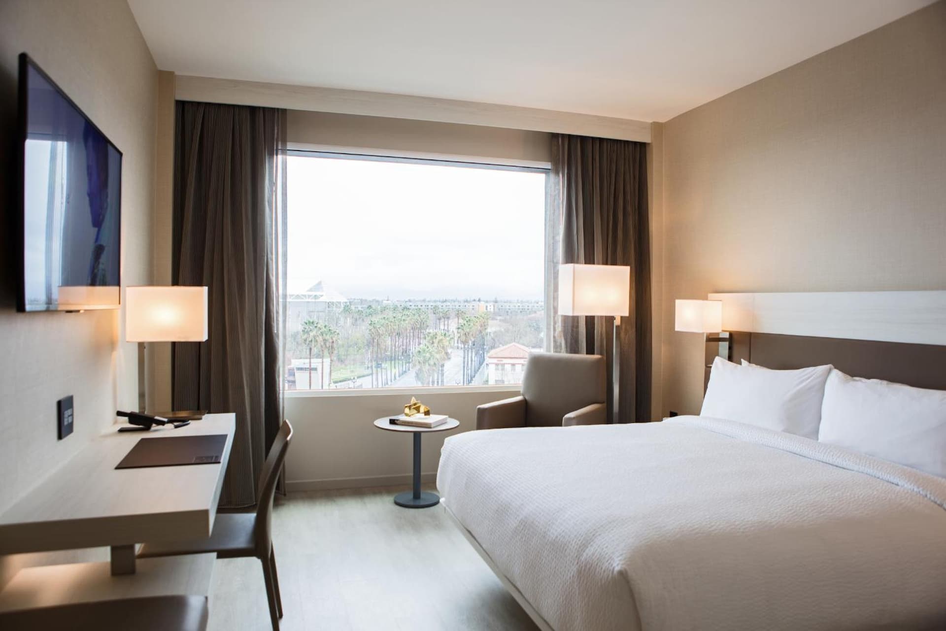 AC Hotel by Marriott San Jose Downtown gallery photo in San Jose, CA — image 9